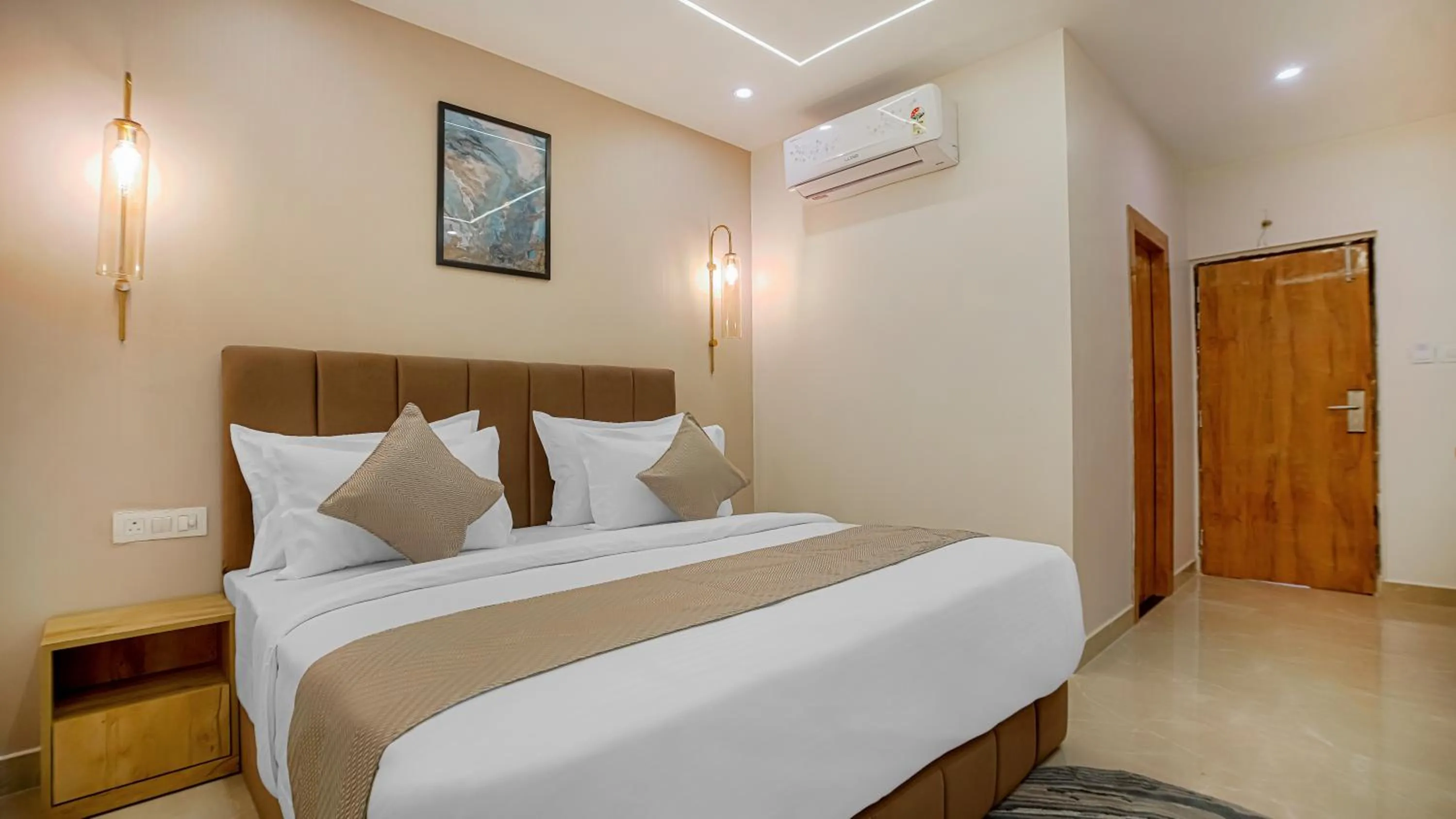 Bed in Perfectstayz Premium Varanasi