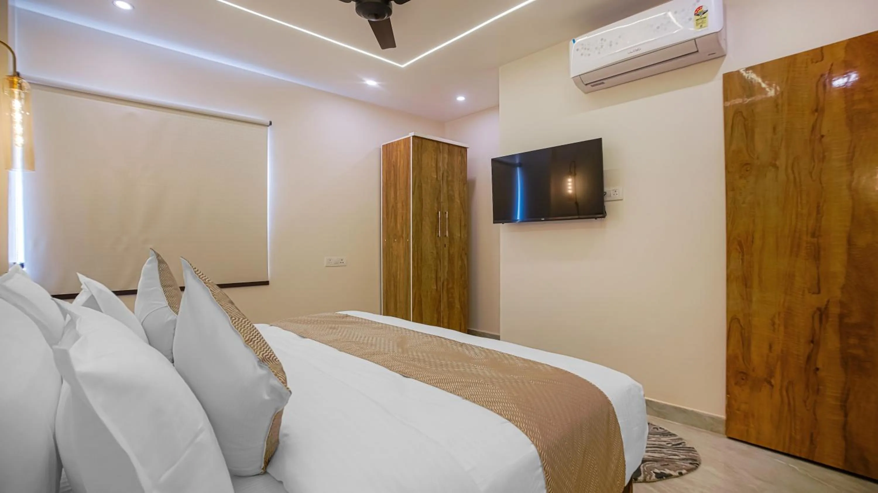 Bedroom, Bed in Perfectstayz Premium Varanasi