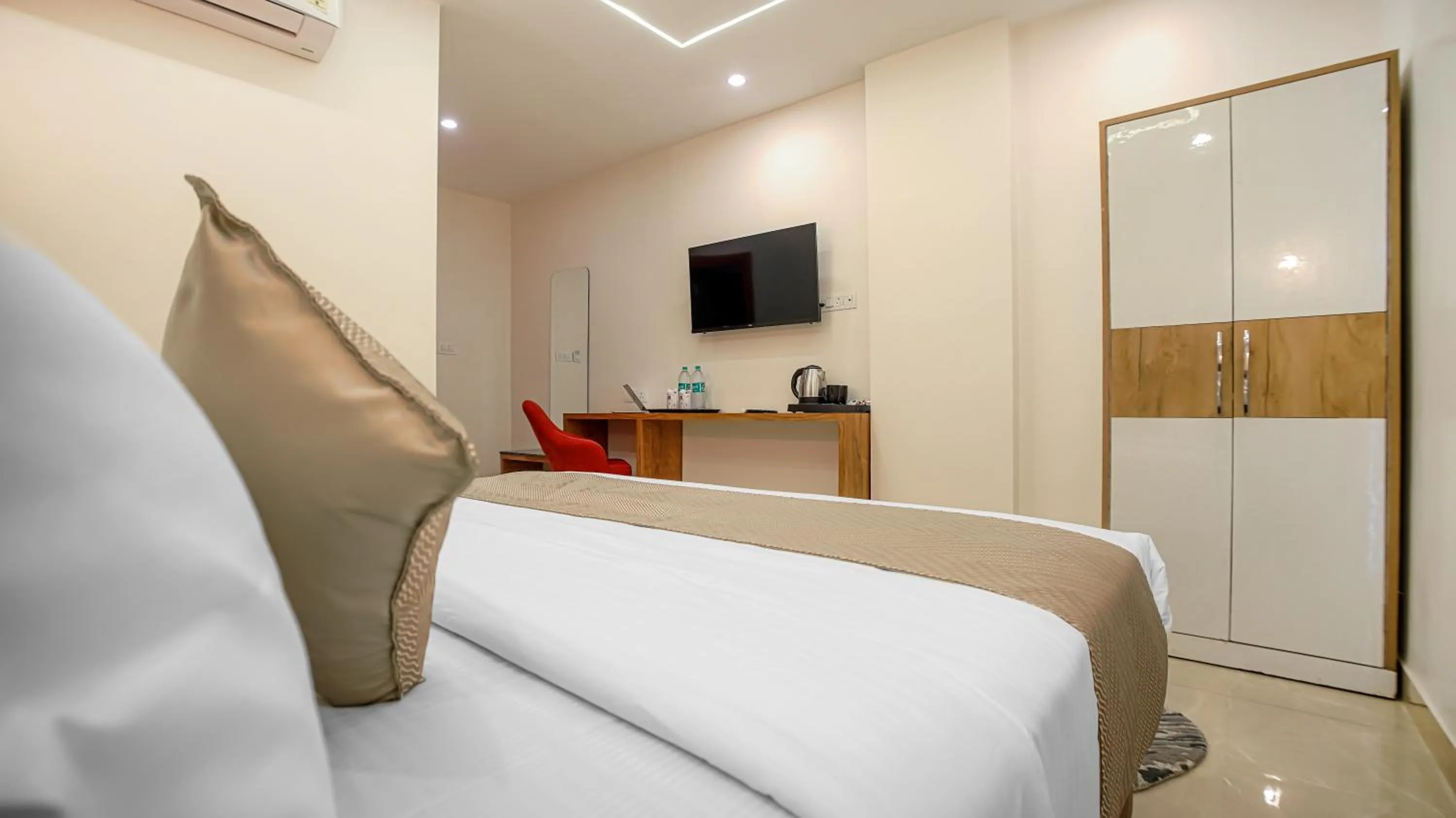 Bedroom in Perfectstayz Premium Varanasi