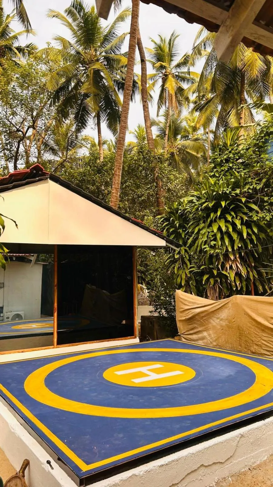 Facade/entrance in Garden Aroma Palolem, Beachside Hostel & Cafe Bar