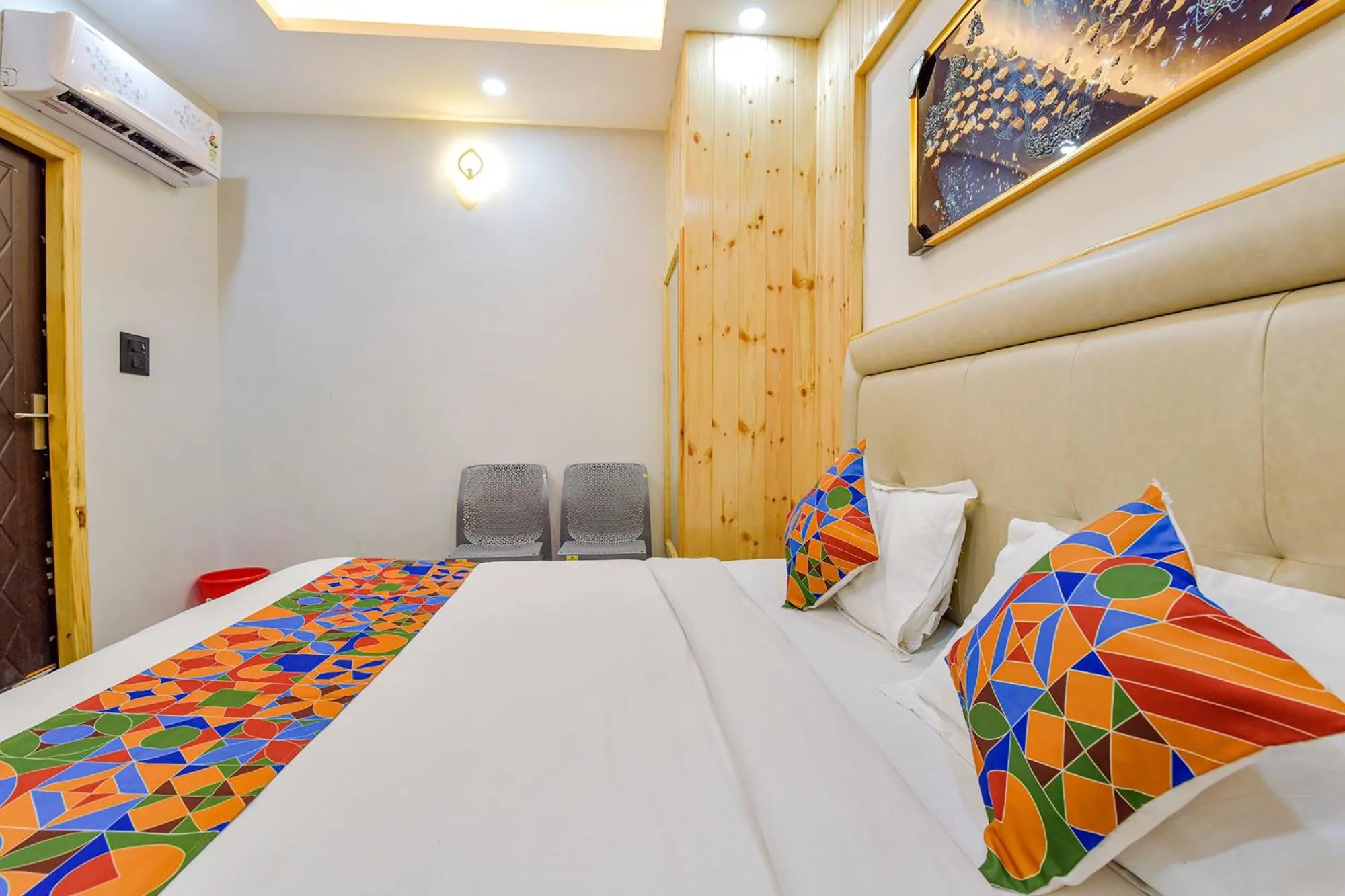 Bed in FabHotel Heaven Palace