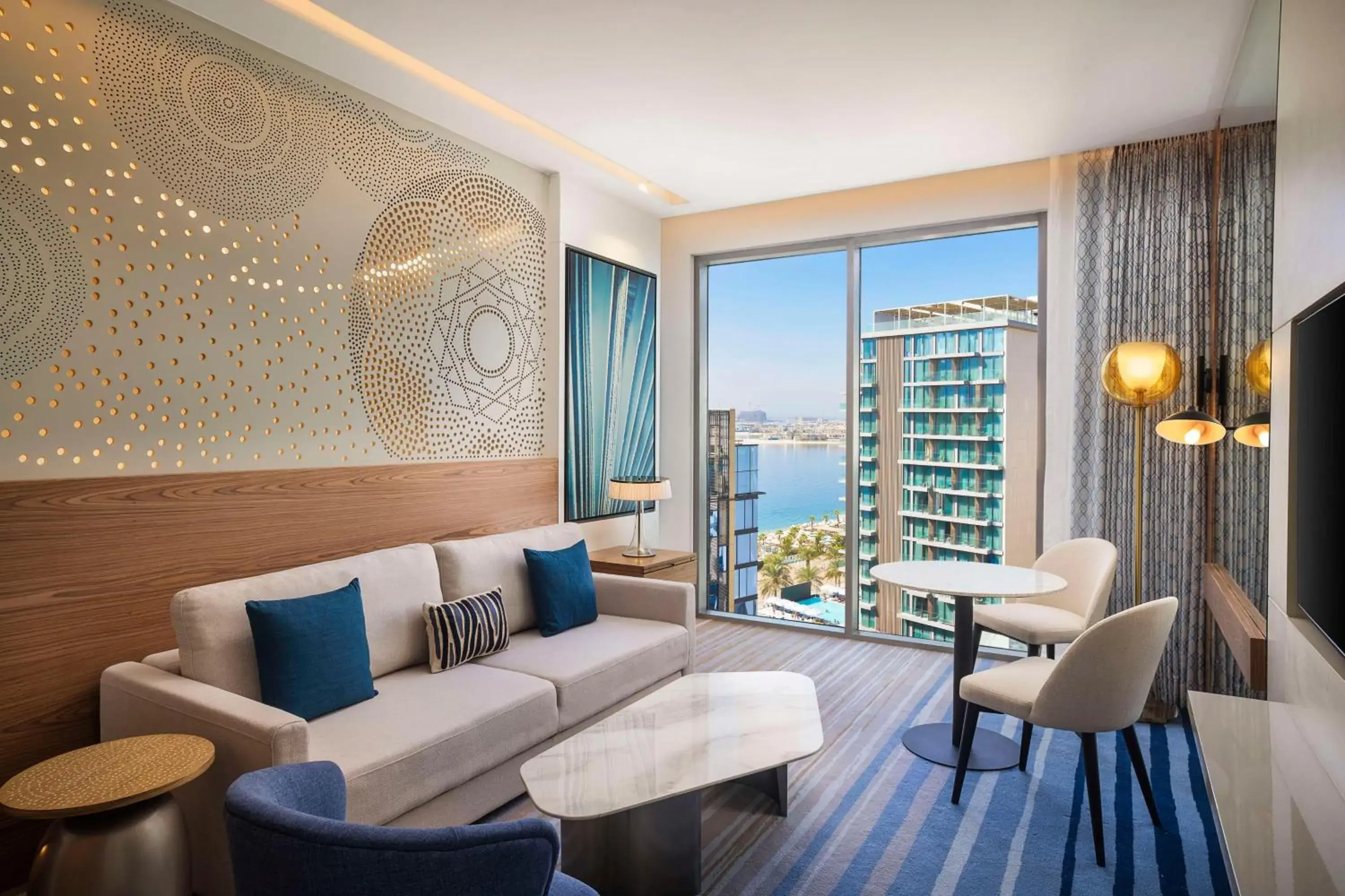 One-Bedroom King Suite in Tumbi Hotel Dubai The Palm,Tapestry Collection Hilton One-Bedroom King Suite in Tumbi Hotel Dubai The Palm,Tapestry Collection Hilton