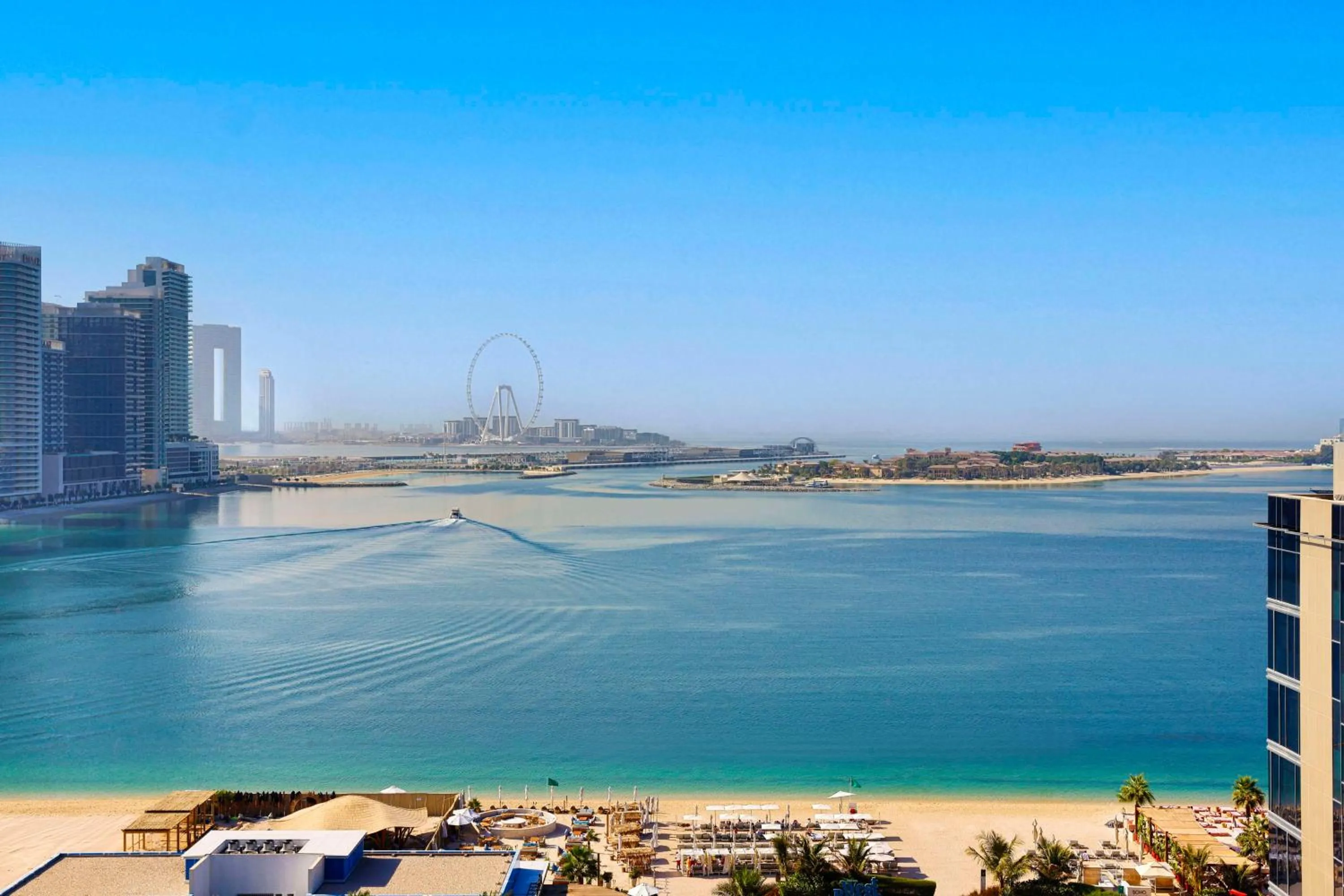 Sea view in Tumbi Hotel Dubai The Palm,Tapestry Collection Hilton