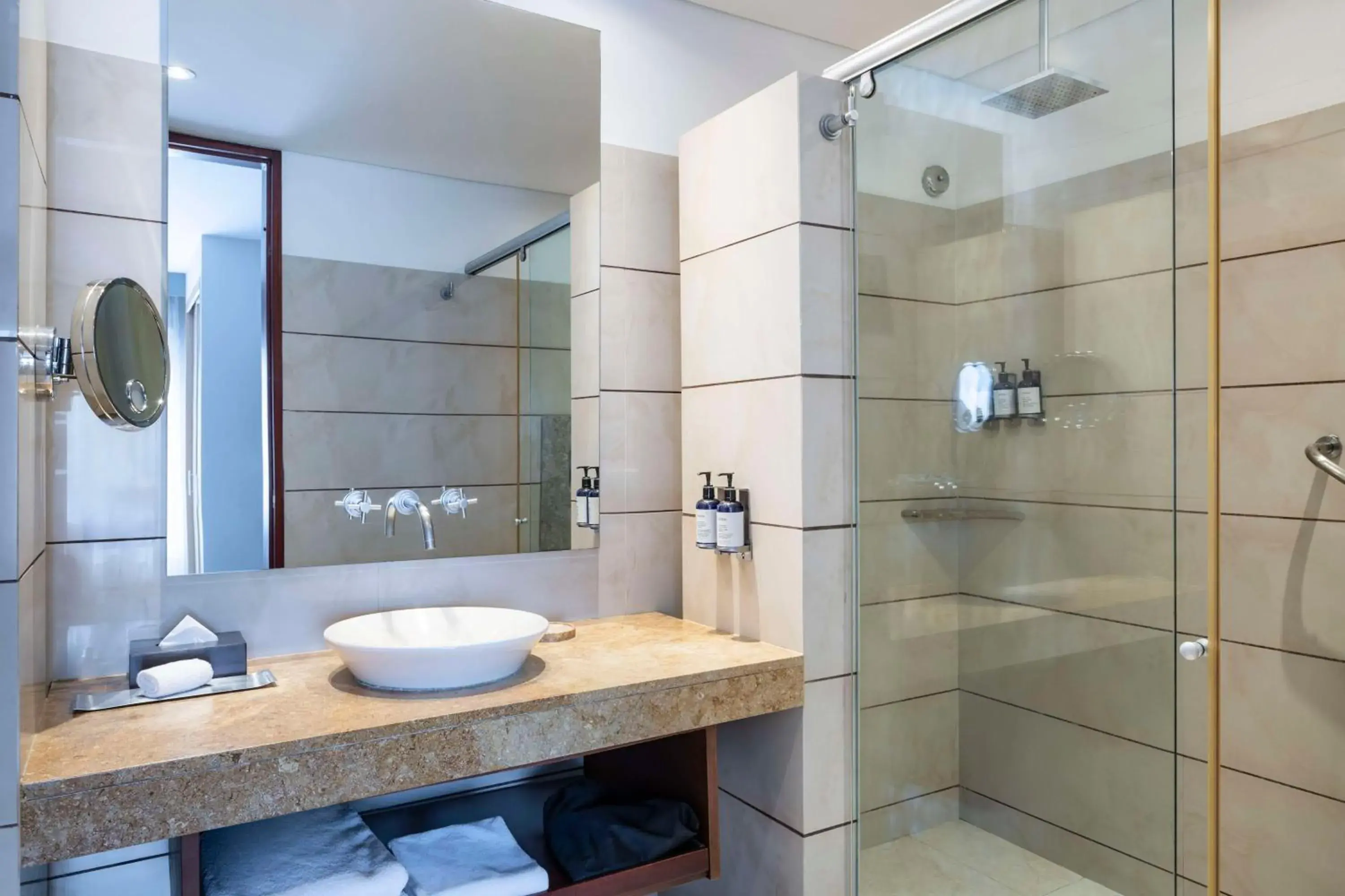 Junior Suite with Two Double Beds in Doubletree By Hilton Bogota Calle 100,Co Junior Suite with Two Double Beds in Doubletree By Hilton Bogota Calle 100,Co