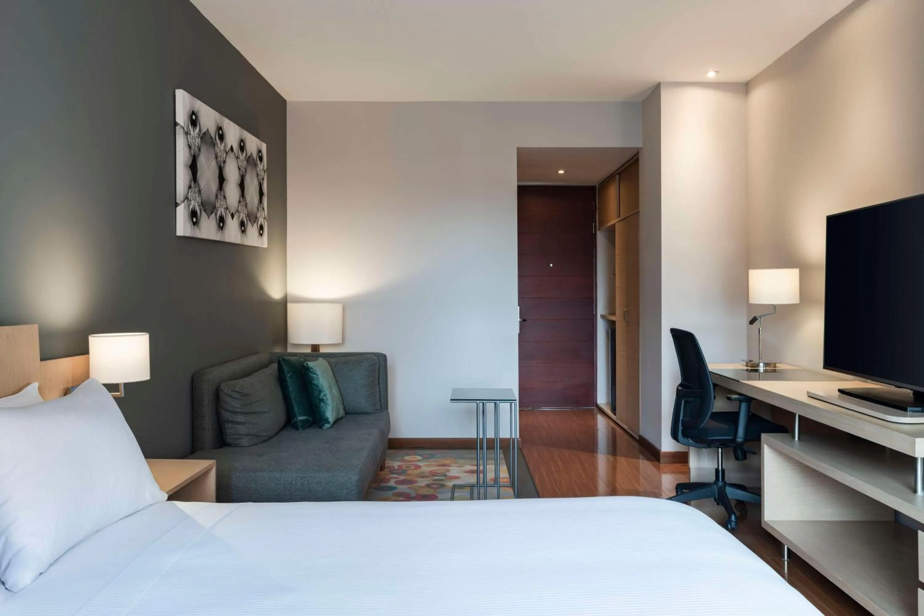 Bedroom, Bed in Doubletree By Hilton Bogota Calle 100,Co