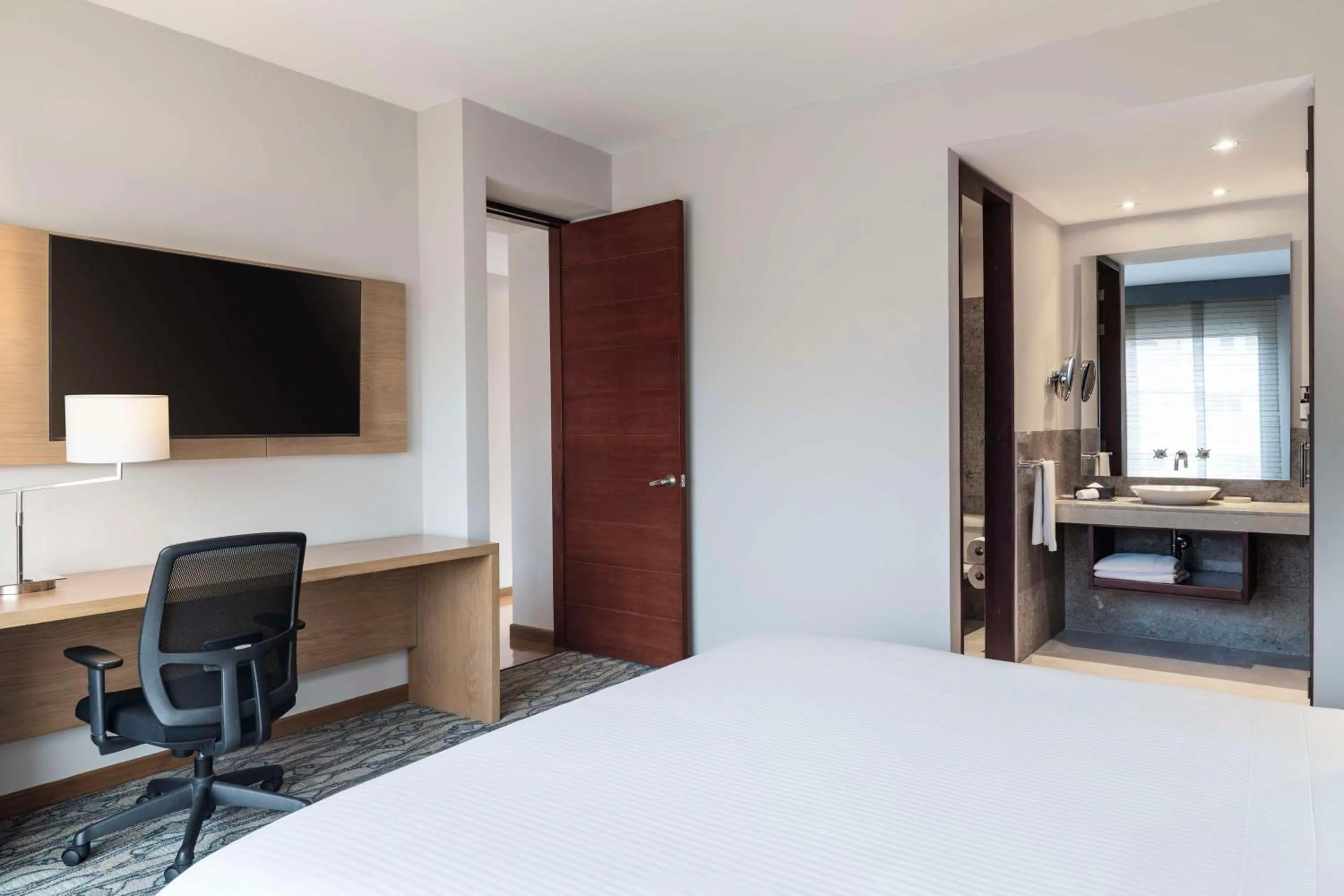 Bedroom, Bed in Doubletree By Hilton Bogota Calle 100,Co