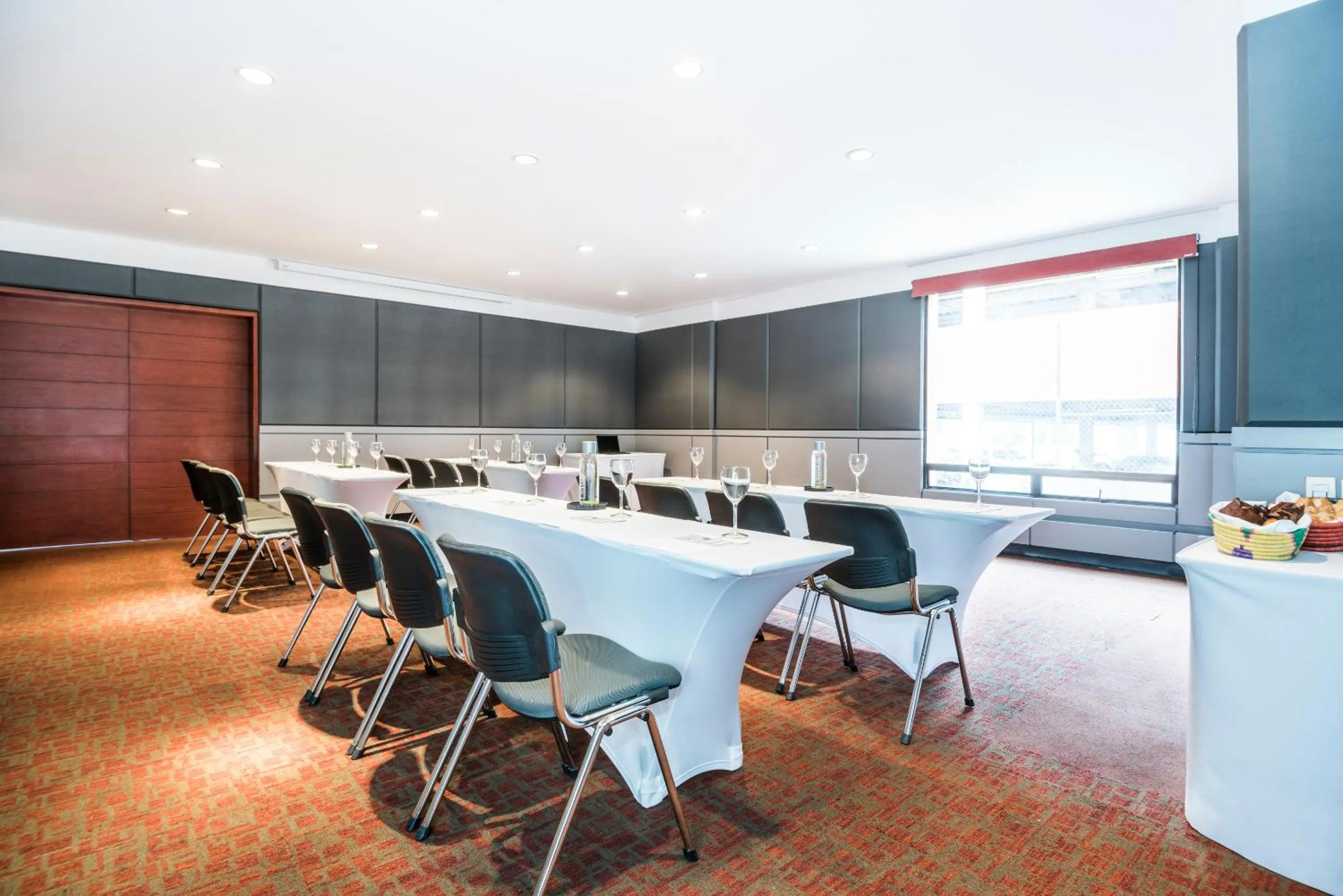Meeting/conference room in Doubletree By Hilton Bogota Calle 100,Co