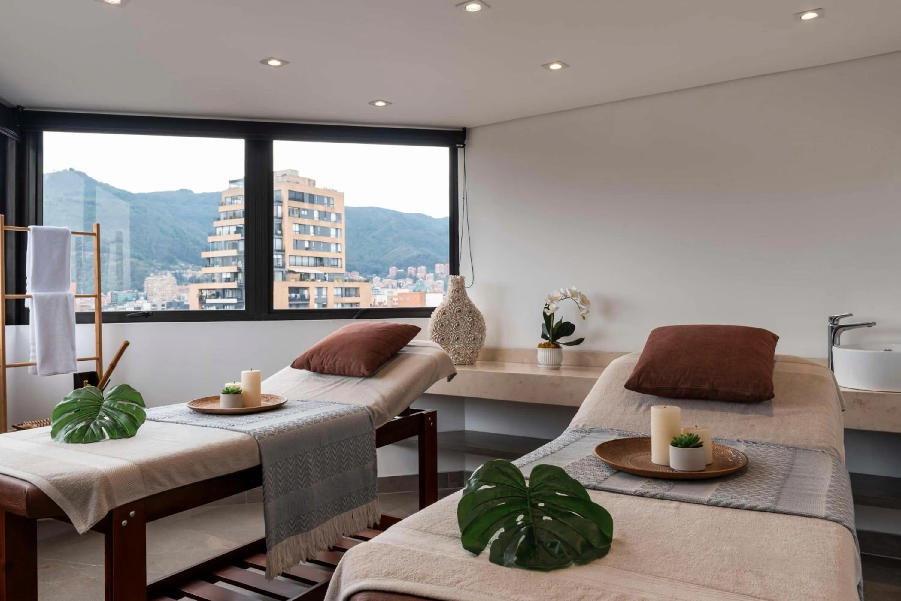 Sports in Doubletree By Hilton Bogota Calle 100,Co