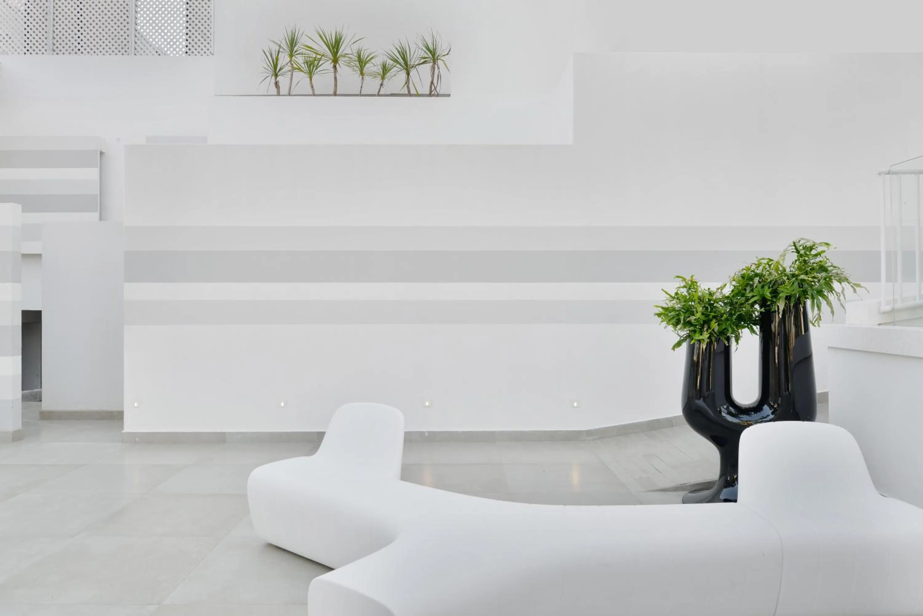 Communal lounge/ TV room in Hotel Cerere