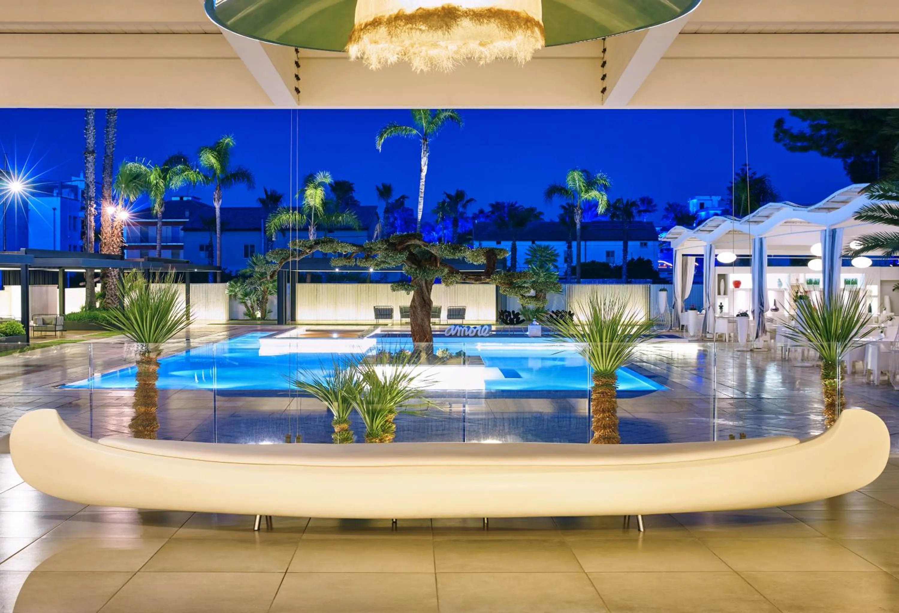 Swimming pool in Hotel Cerere