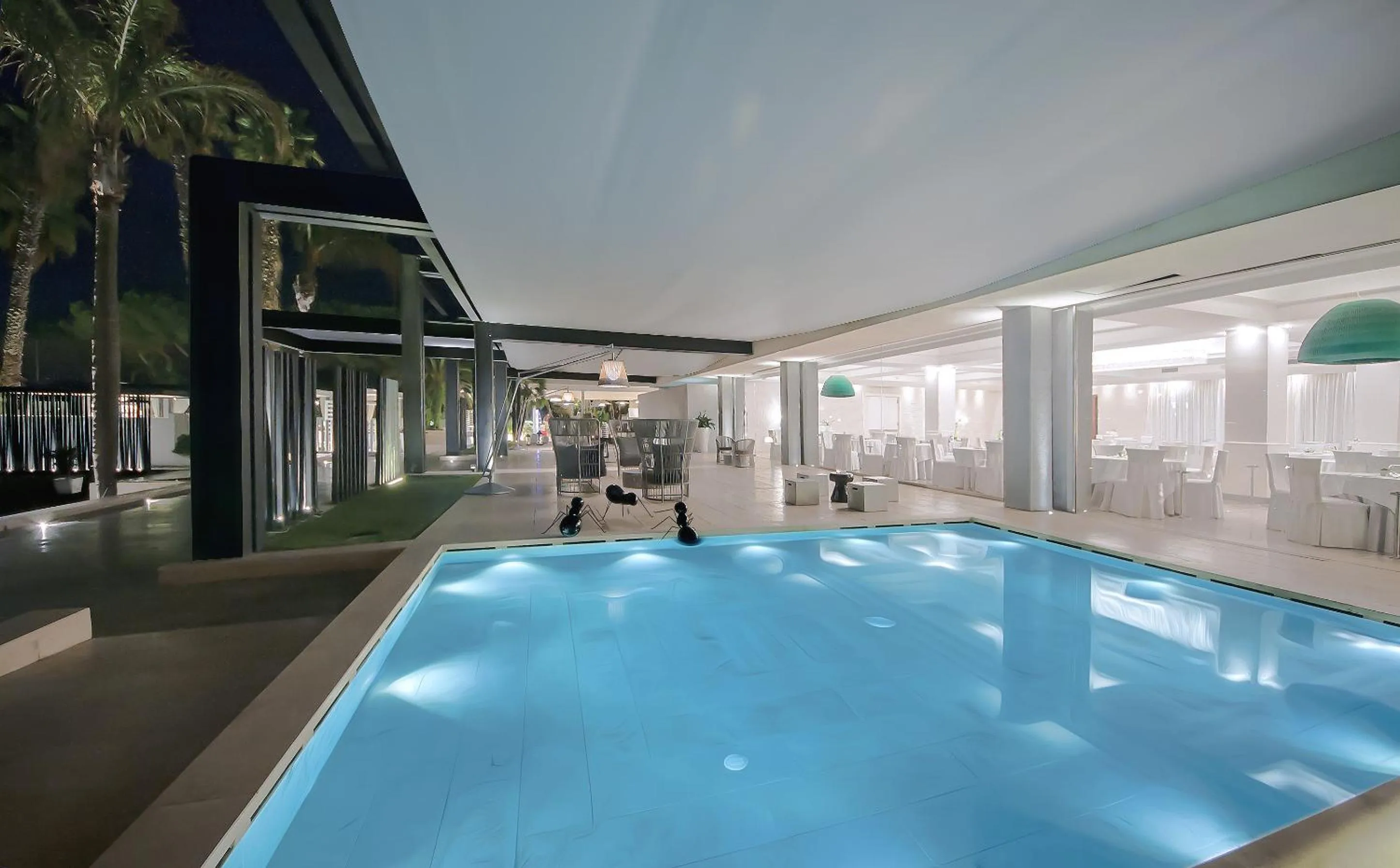 Restaurant/places to eat in Hotel Cerere