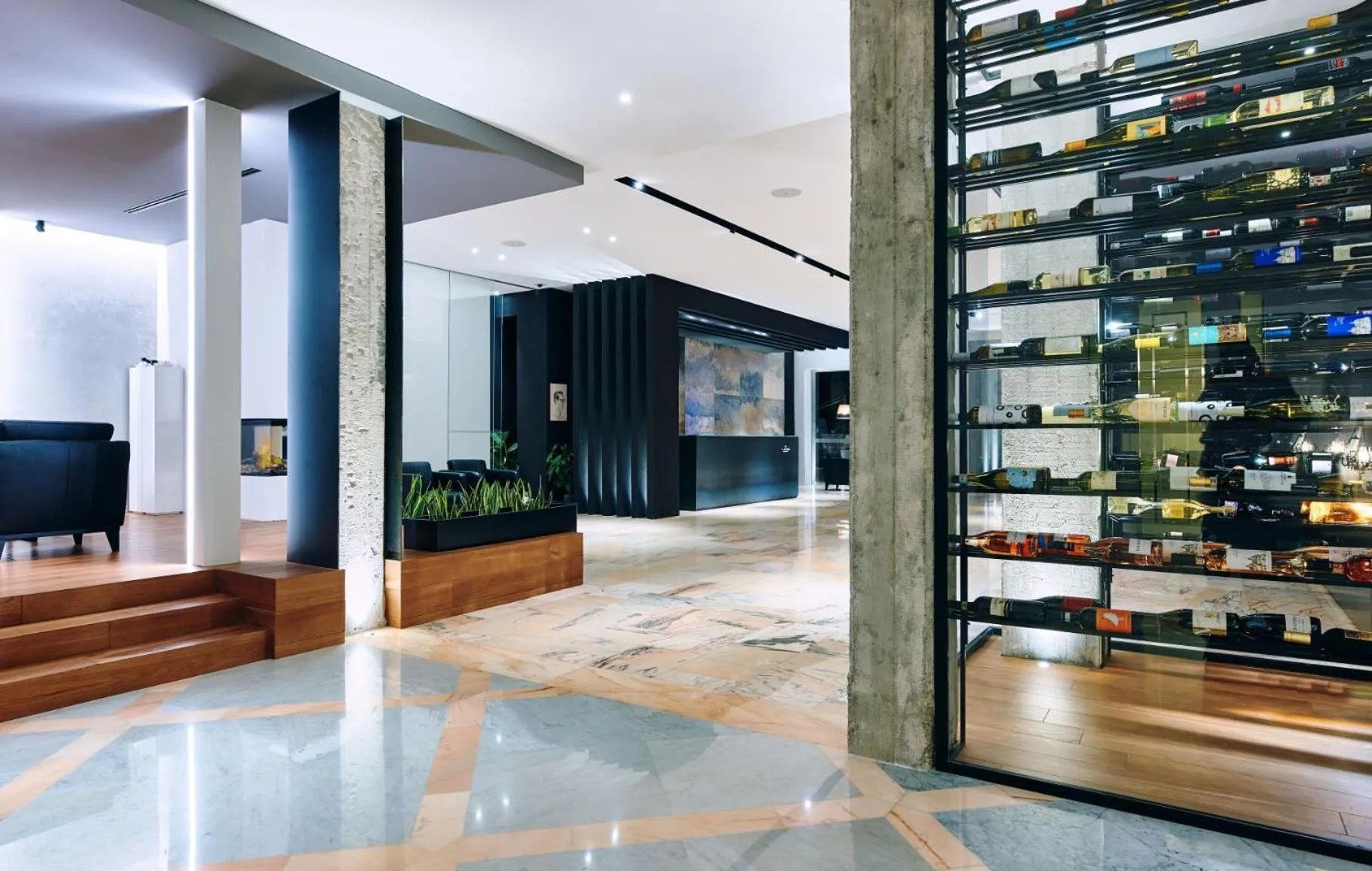 Property building in Hotel Cerere