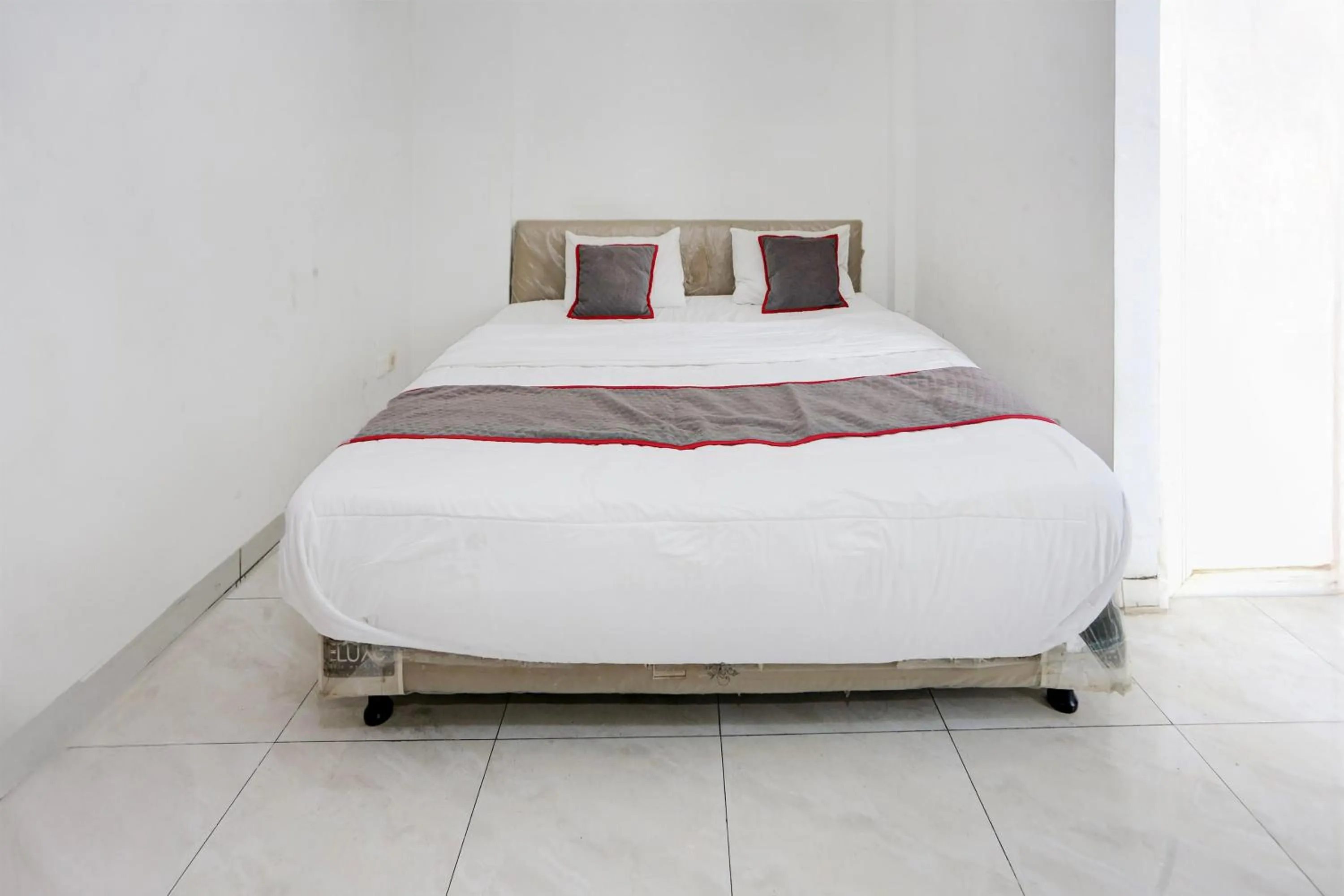 Bedroom, Bed in Collection O Tangerang Near Garuda Training Center