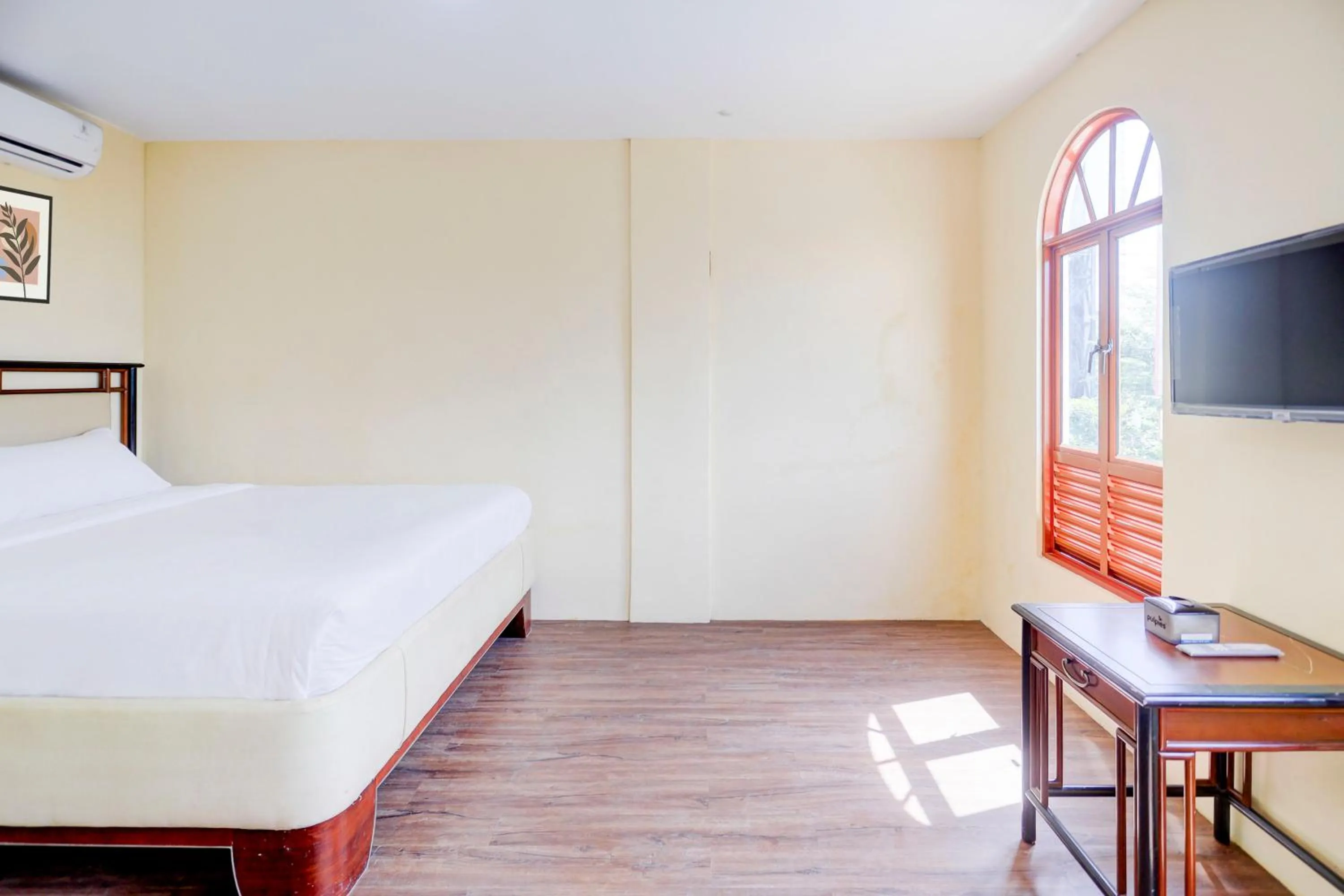 Bedroom, Bed in Collection O Nagoya Near Nagoya Hill Mall Formerly Sedago Inn