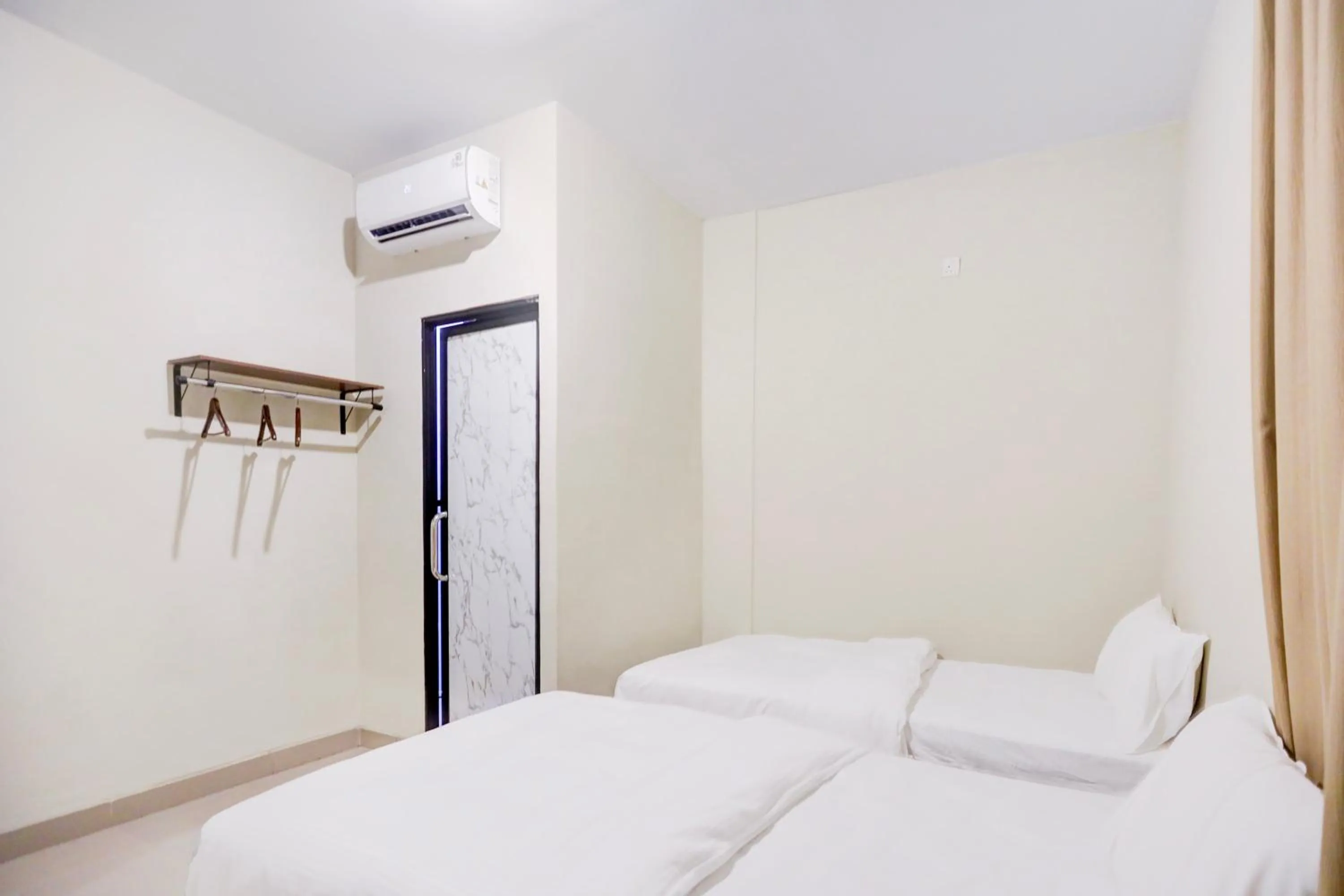 Bedroom, Bed in Collection O Nagoya Near Nagoya Hill Mall Formerly Sedago Inn