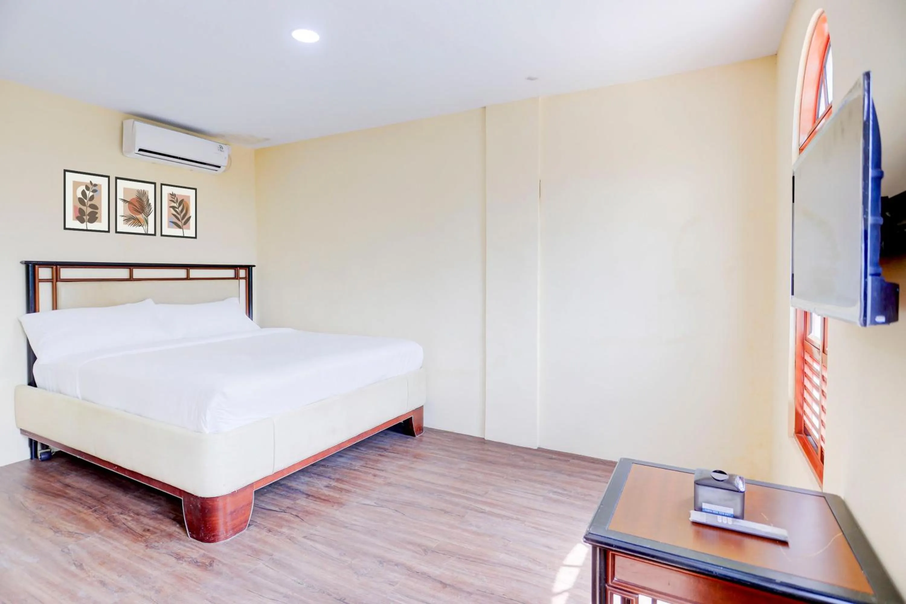 Bedroom, Bed in Collection O Nagoya Near Nagoya Hill Mall Formerly Sedago Inn