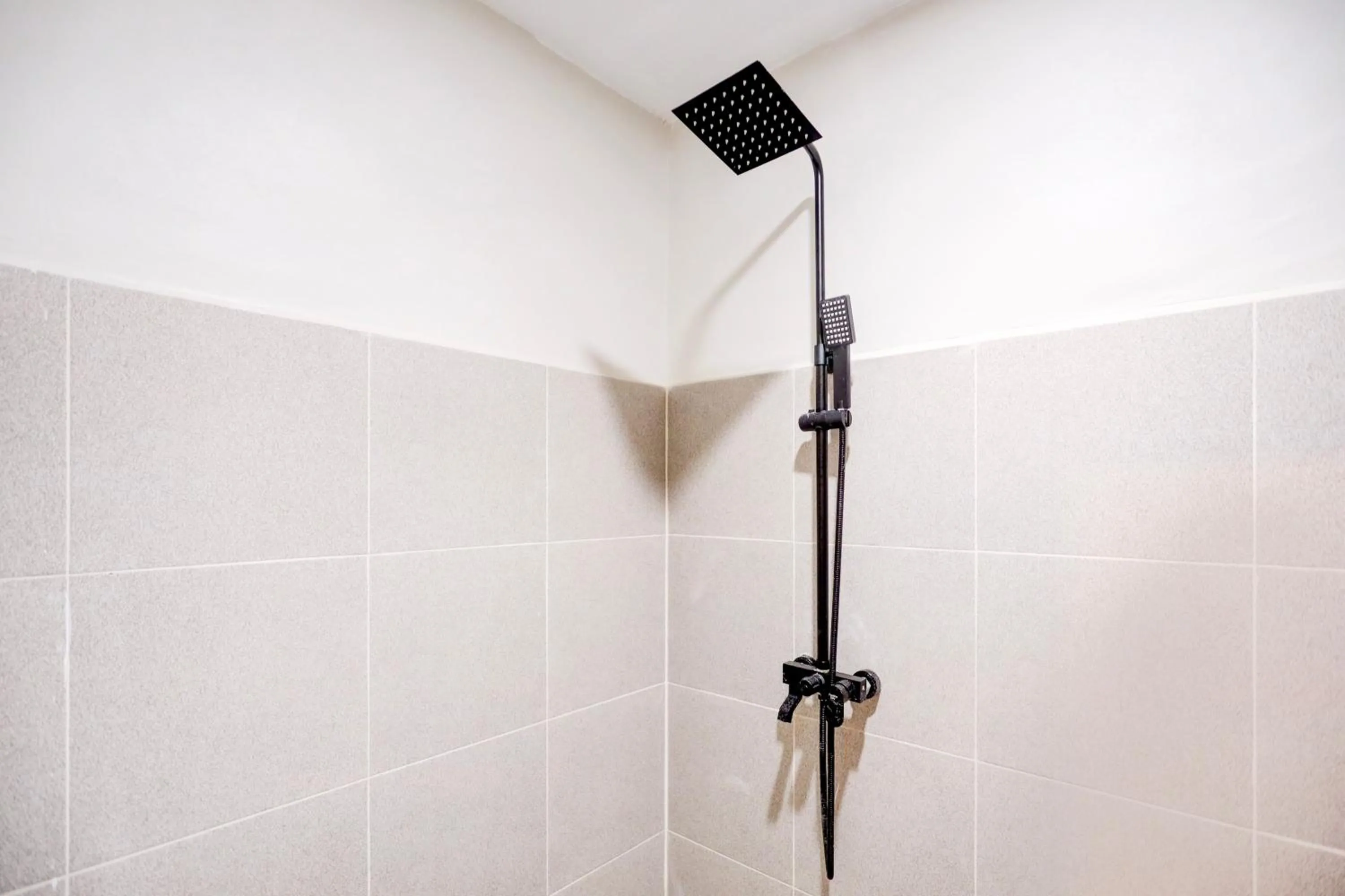 Bathroom in Collection O Nagoya Near Nagoya Hill Mall Formerly Sedago Inn