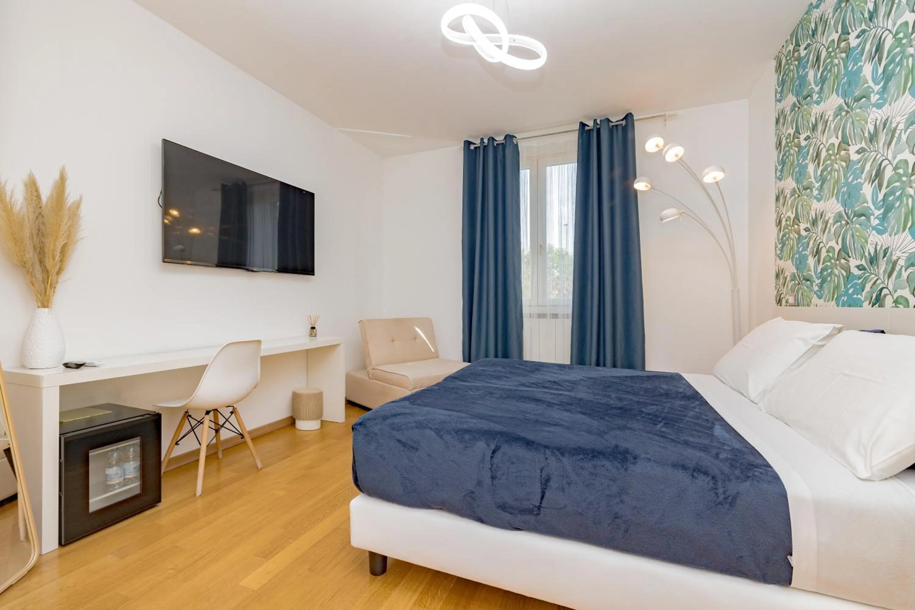 Photo of the whole room, Bed in B&B Villa Milano by Rhospitality it