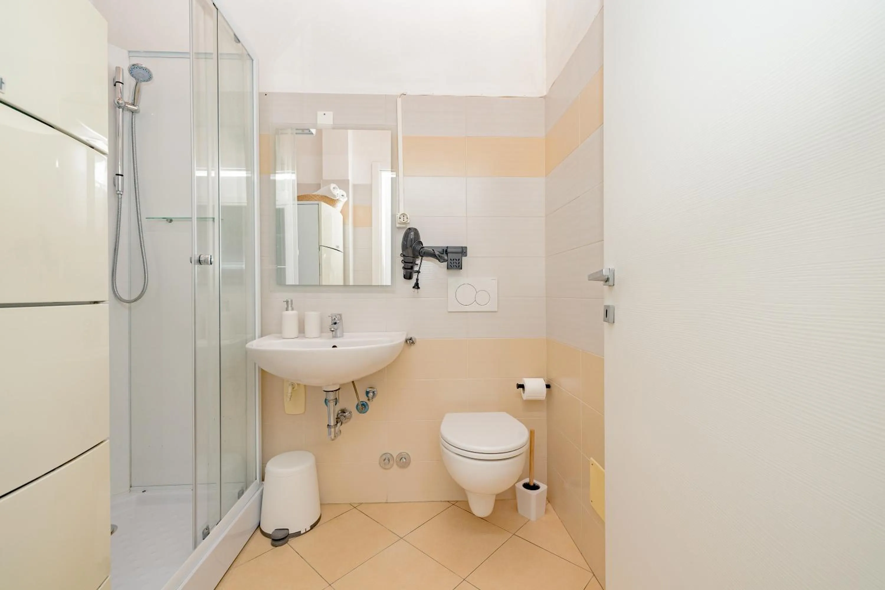 Bathroom in B&B Villa Milano by Rhospitality it