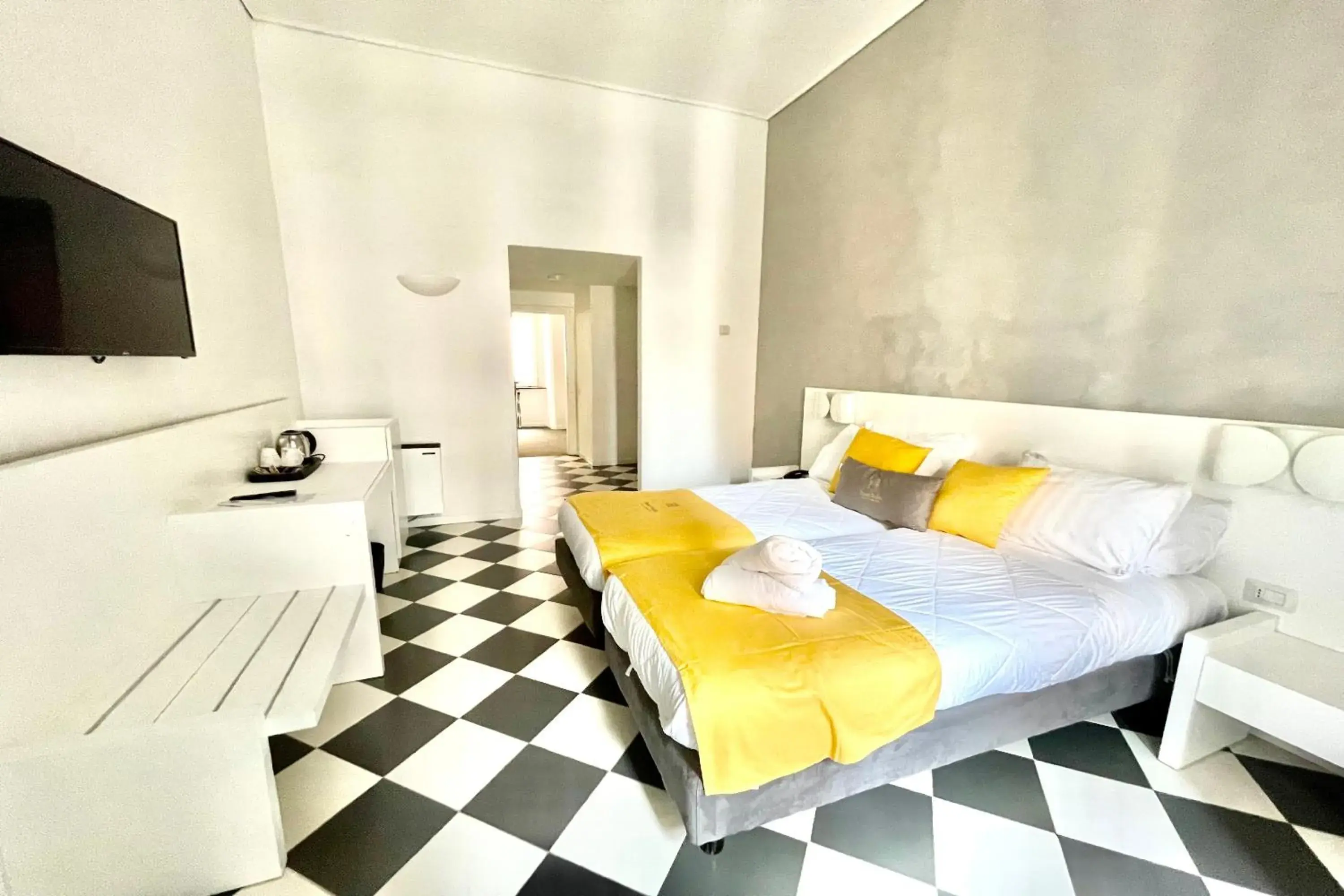 Triple Room in Hotel Stabia Triple Room in Hotel Stabia