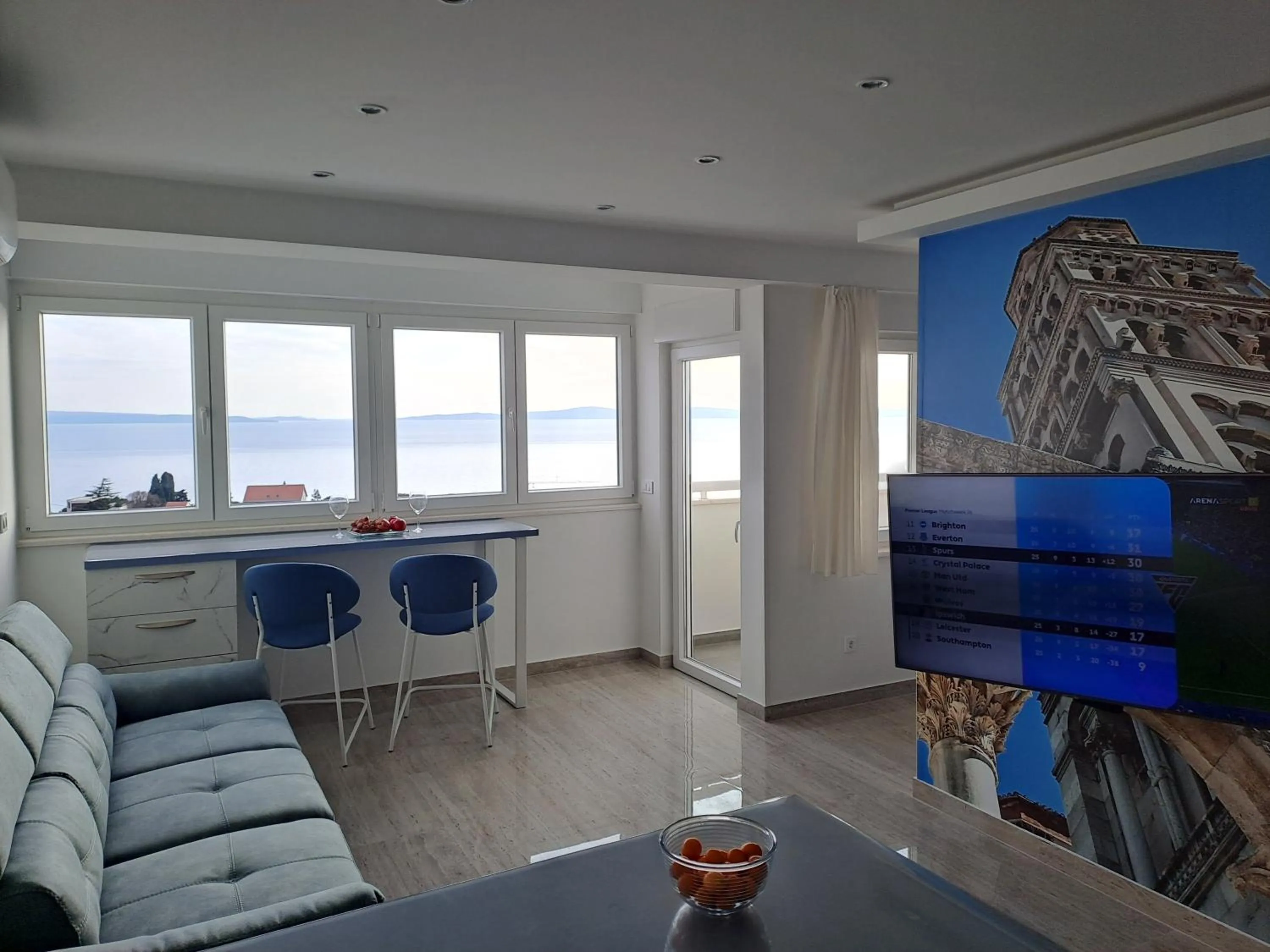 Communal lounge/ TV room in Sea View Apartment 4 You in Split