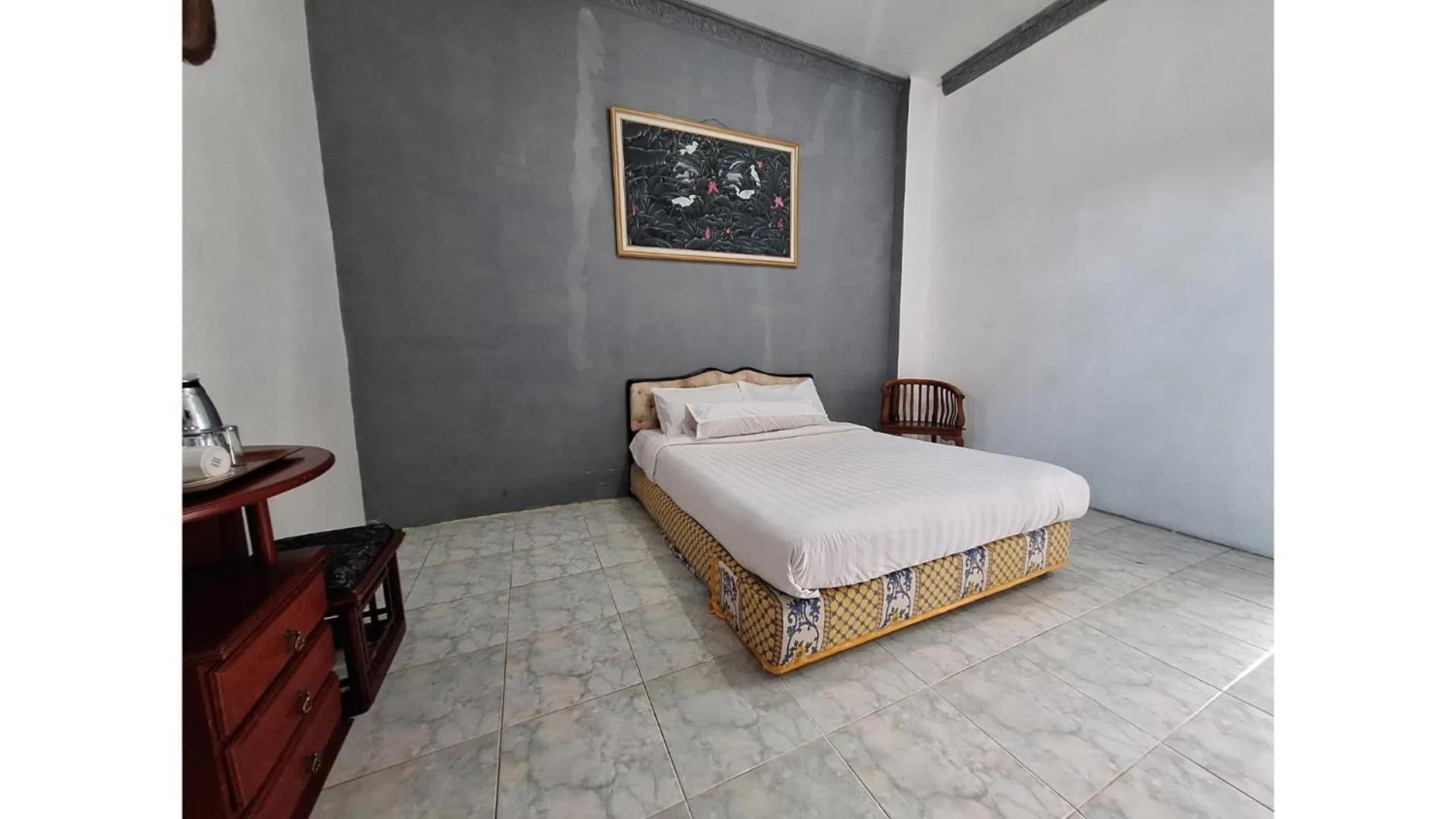 Bedroom, Bed in PLUM Hotel Palereman Batu