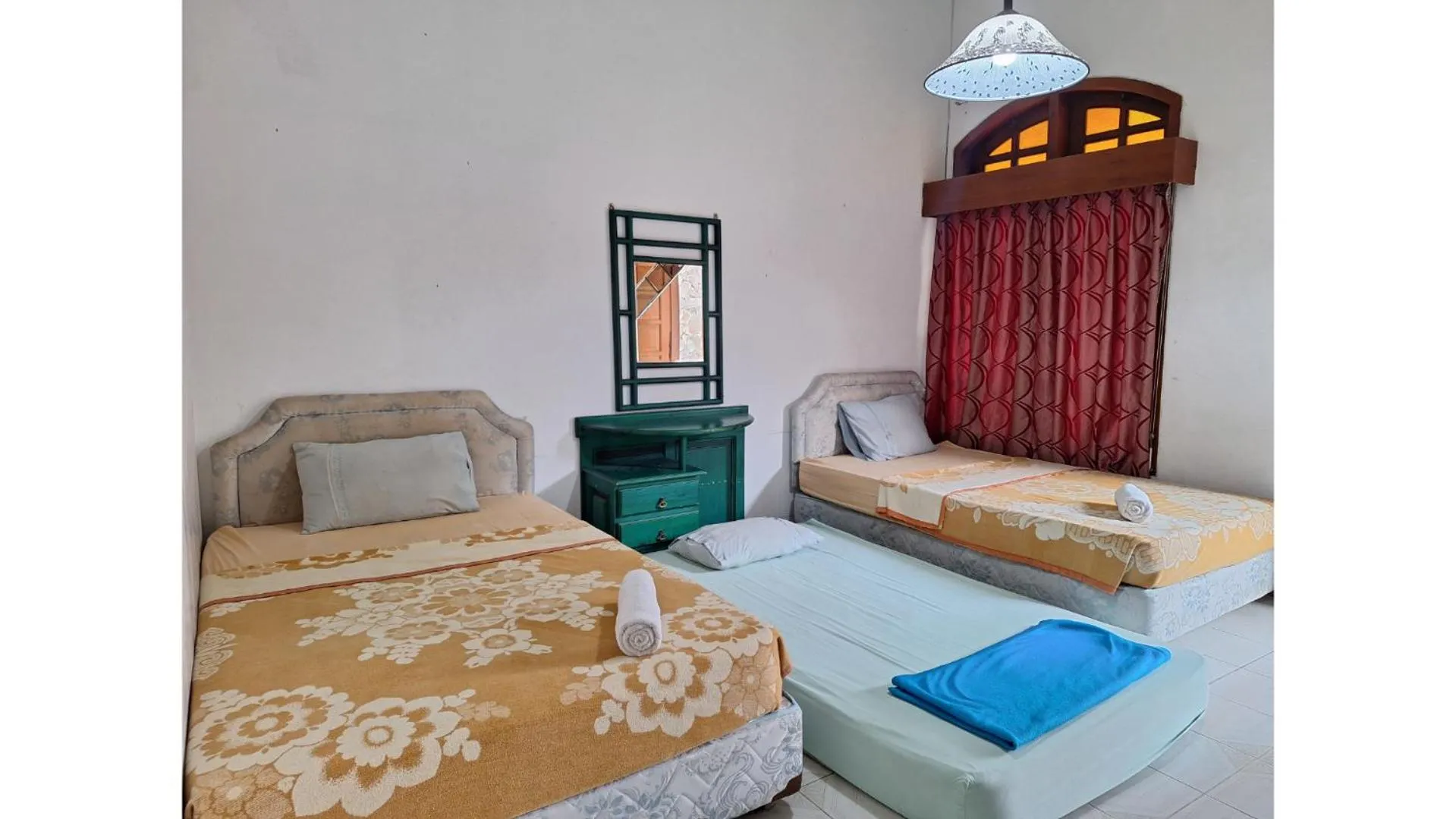 Bedroom, Bed in PLUM Hotel Palereman Batu