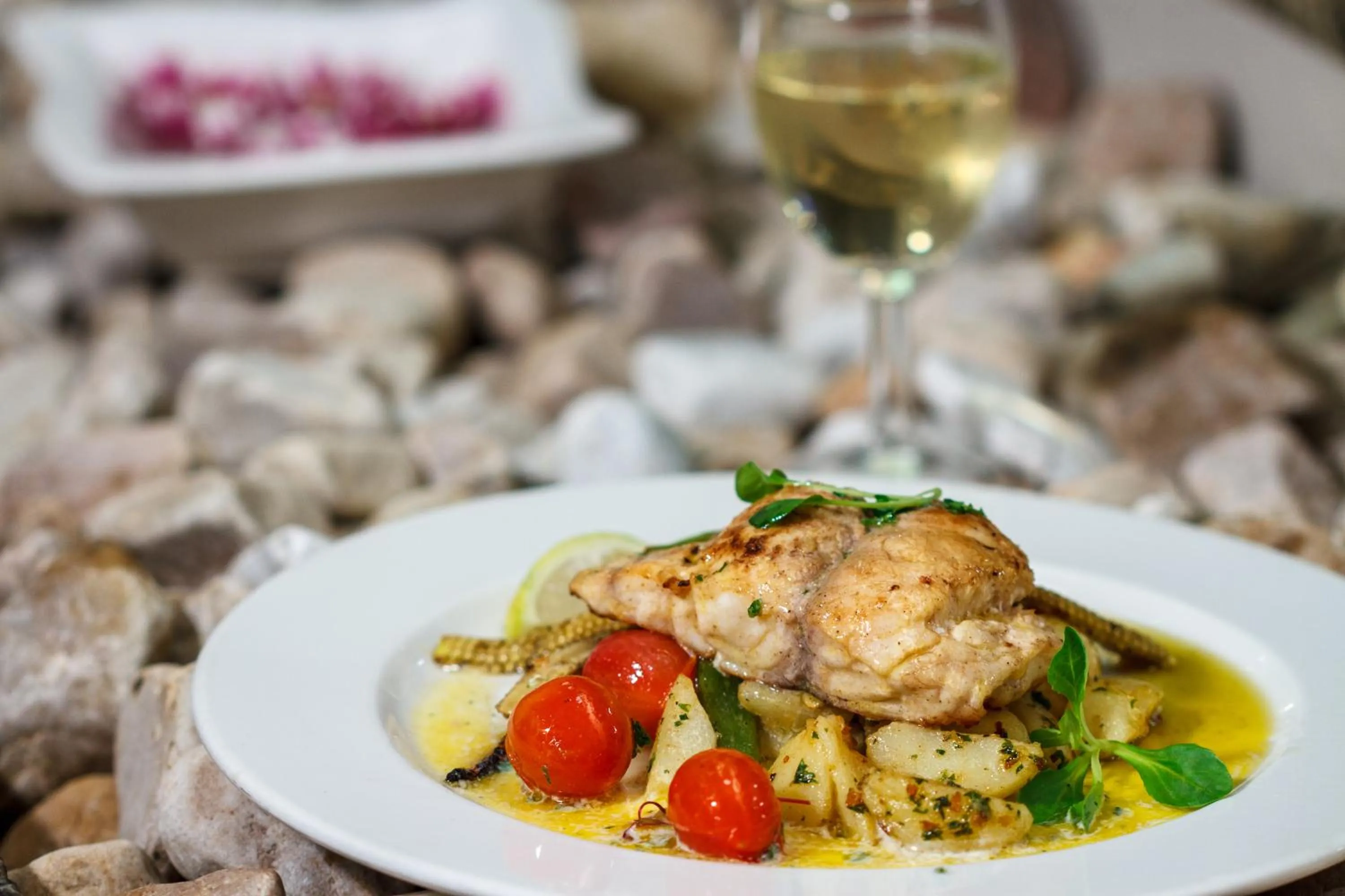 Restaurant/places to eat in Riverstone Lodge