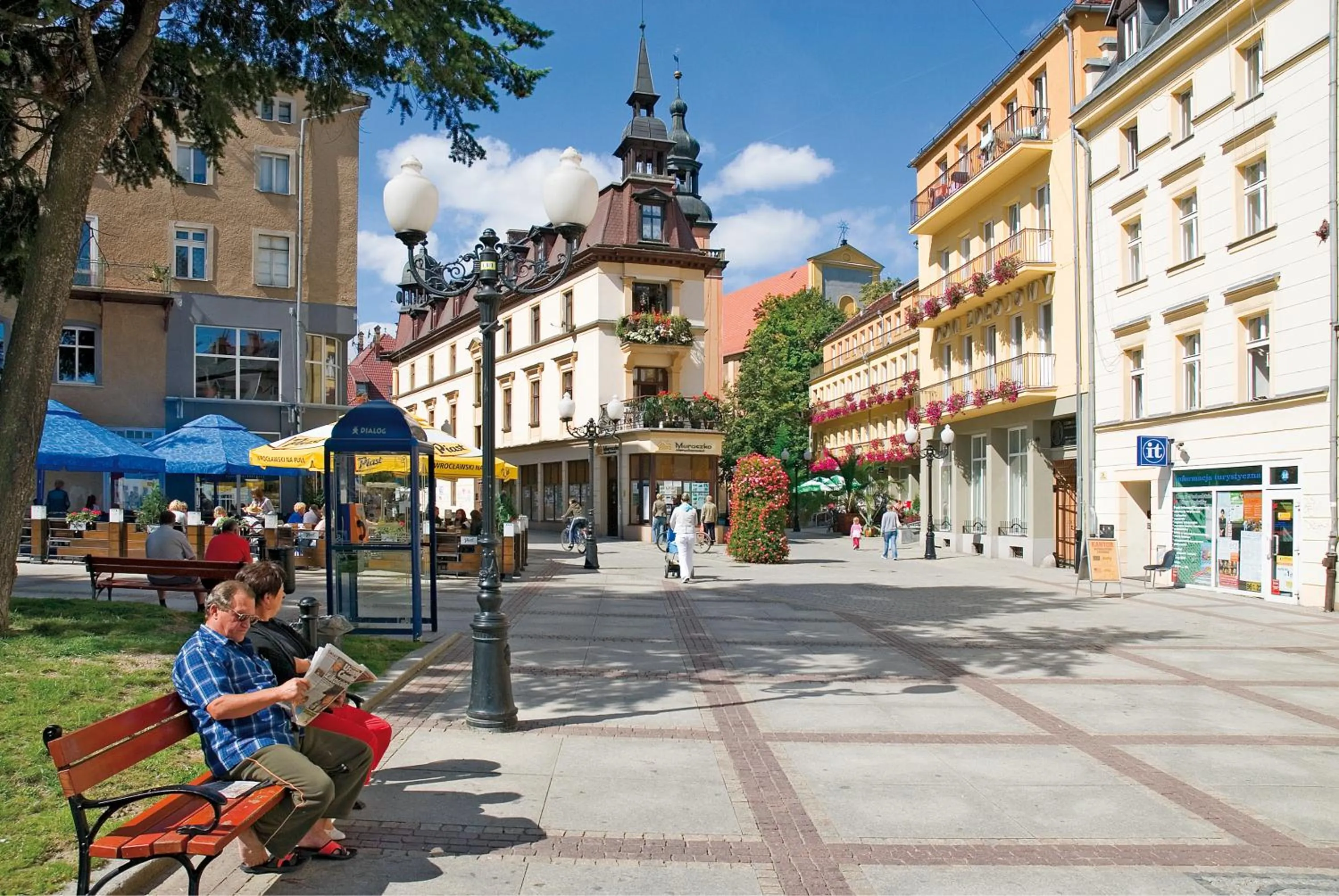 Neighbourhood in Uzdrowisko Cieplice - Jelenia Góra - Długi Dom