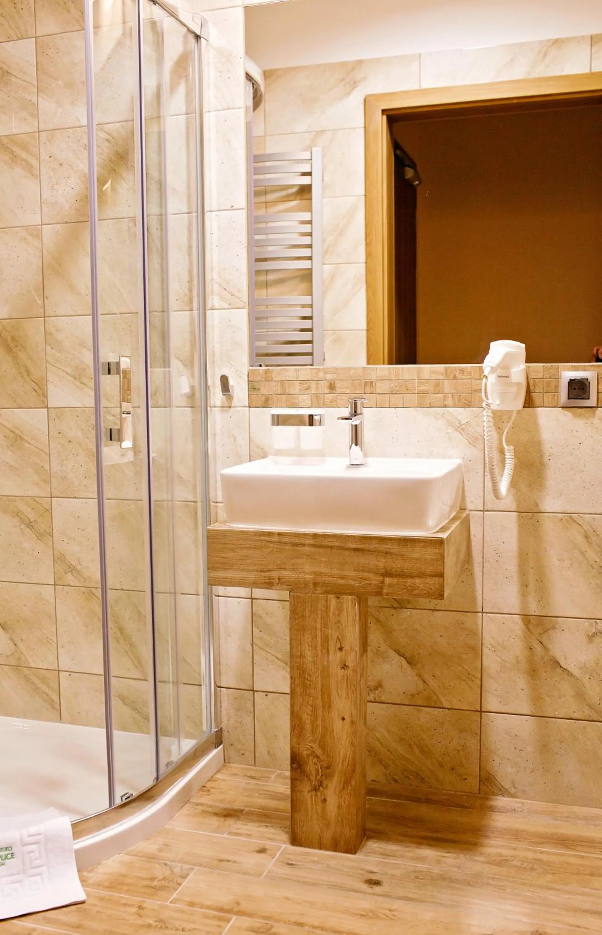 Bathroom in Uzdrowisko Cieplice - Jelenia Góra - Długi Dom