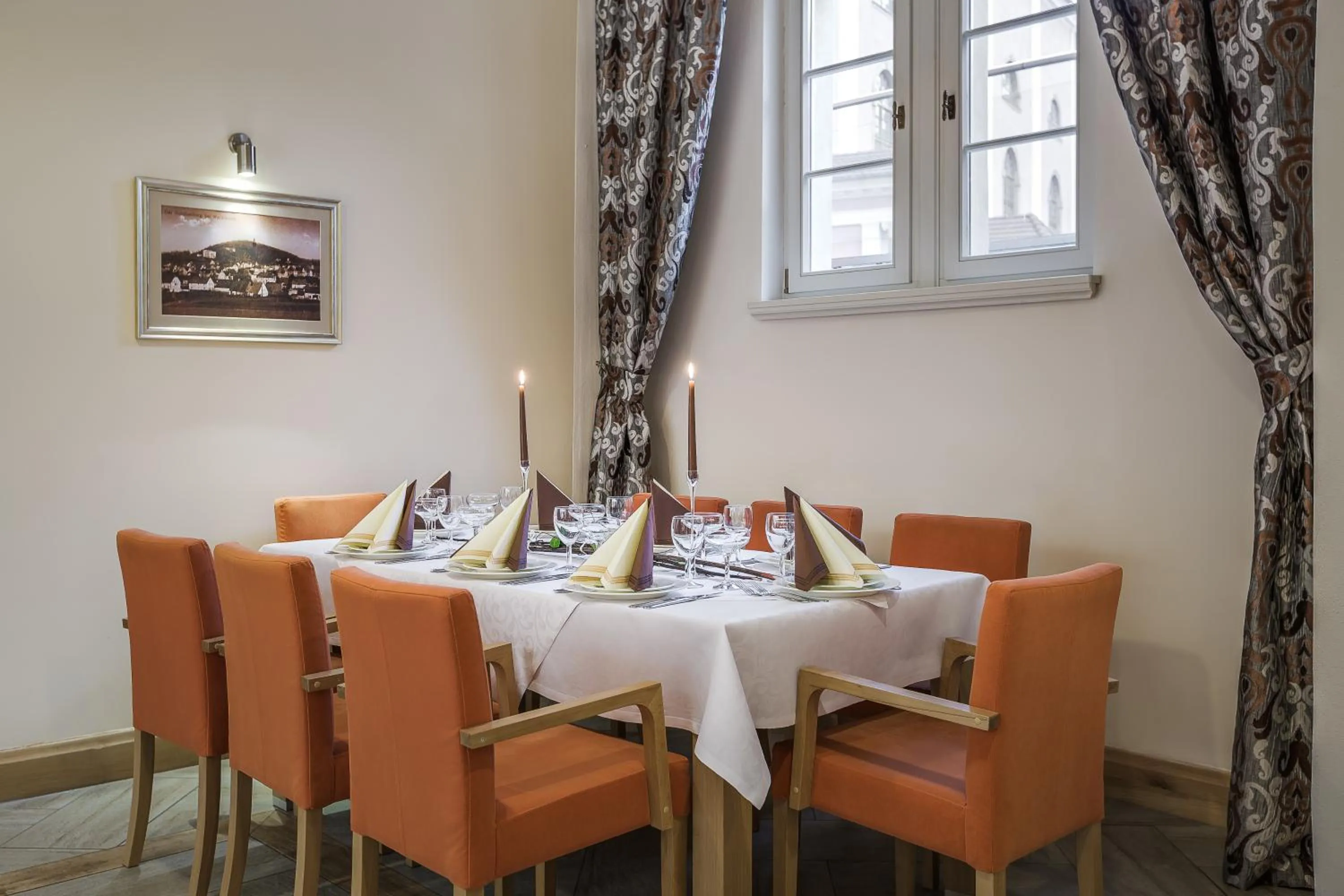 Restaurant/places to eat in Uzdrowisko Cieplice - Jelenia Góra - Długi Dom