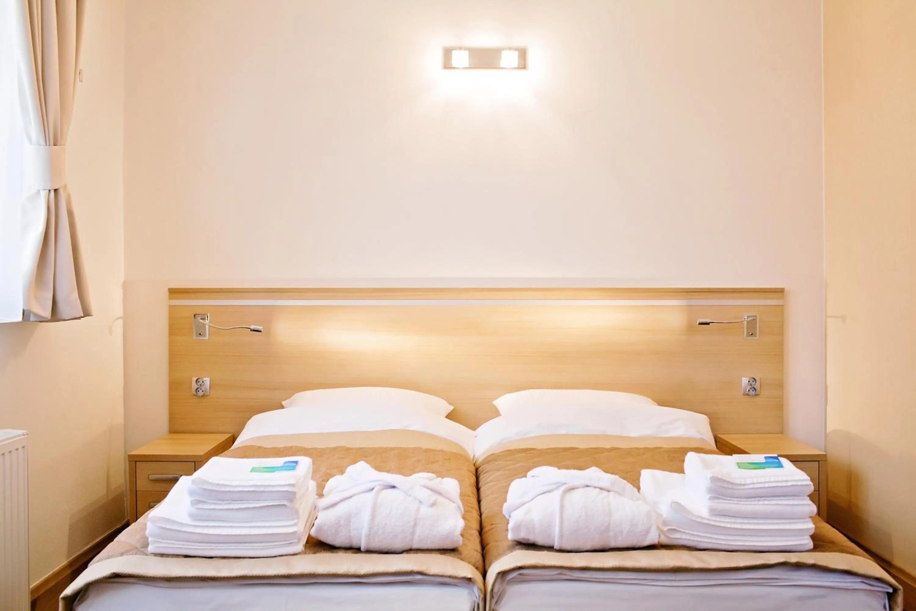 Photo of the whole room, Bed in Uzdrowisko Cieplice - Jelenia Góra - Długi Dom