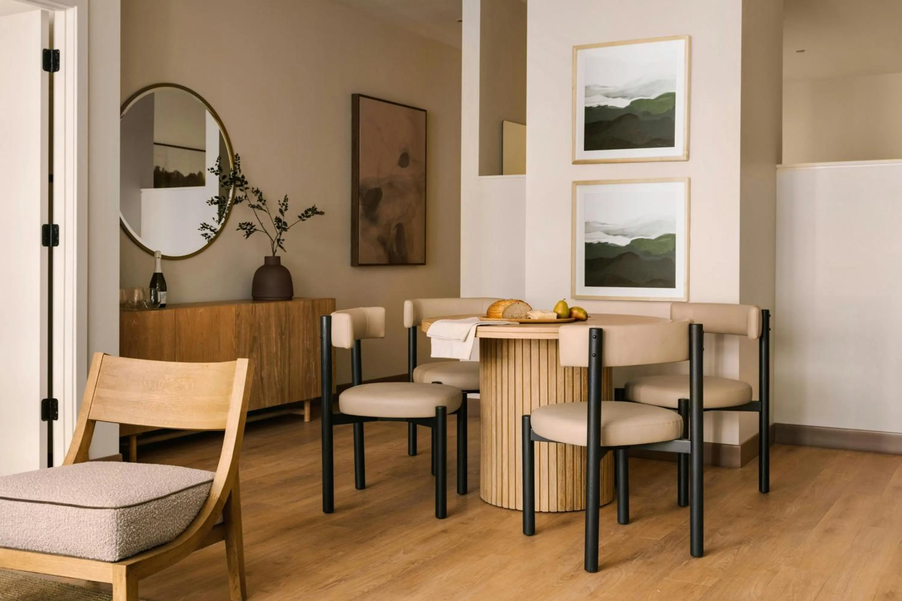 Living room in Sonder by Marriott Bonvoy Onterie Apartments Magnificent Mile