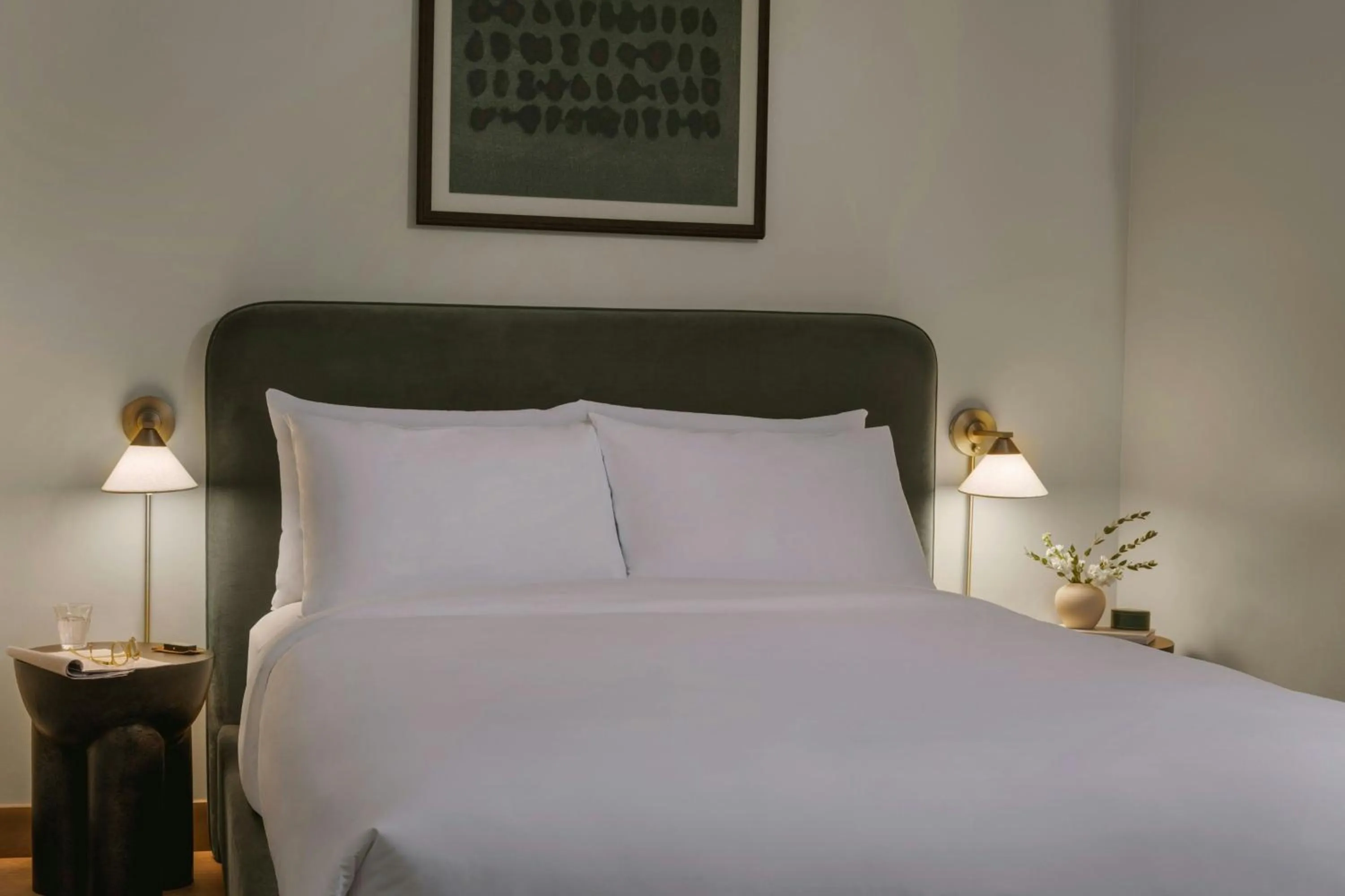 Bedroom, Bed in Sonder by Marriott Bonvoy Onterie Apartments Magnificent Mile