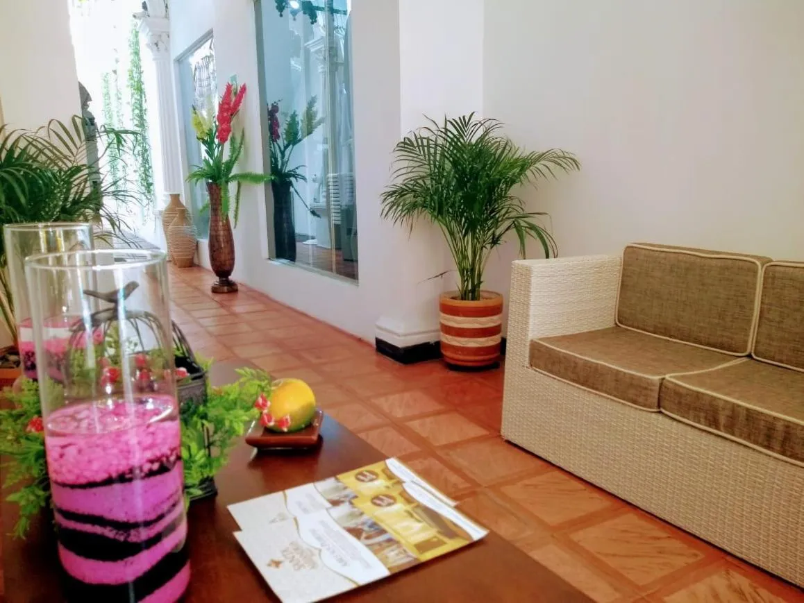 Santa Alejandría Hotel