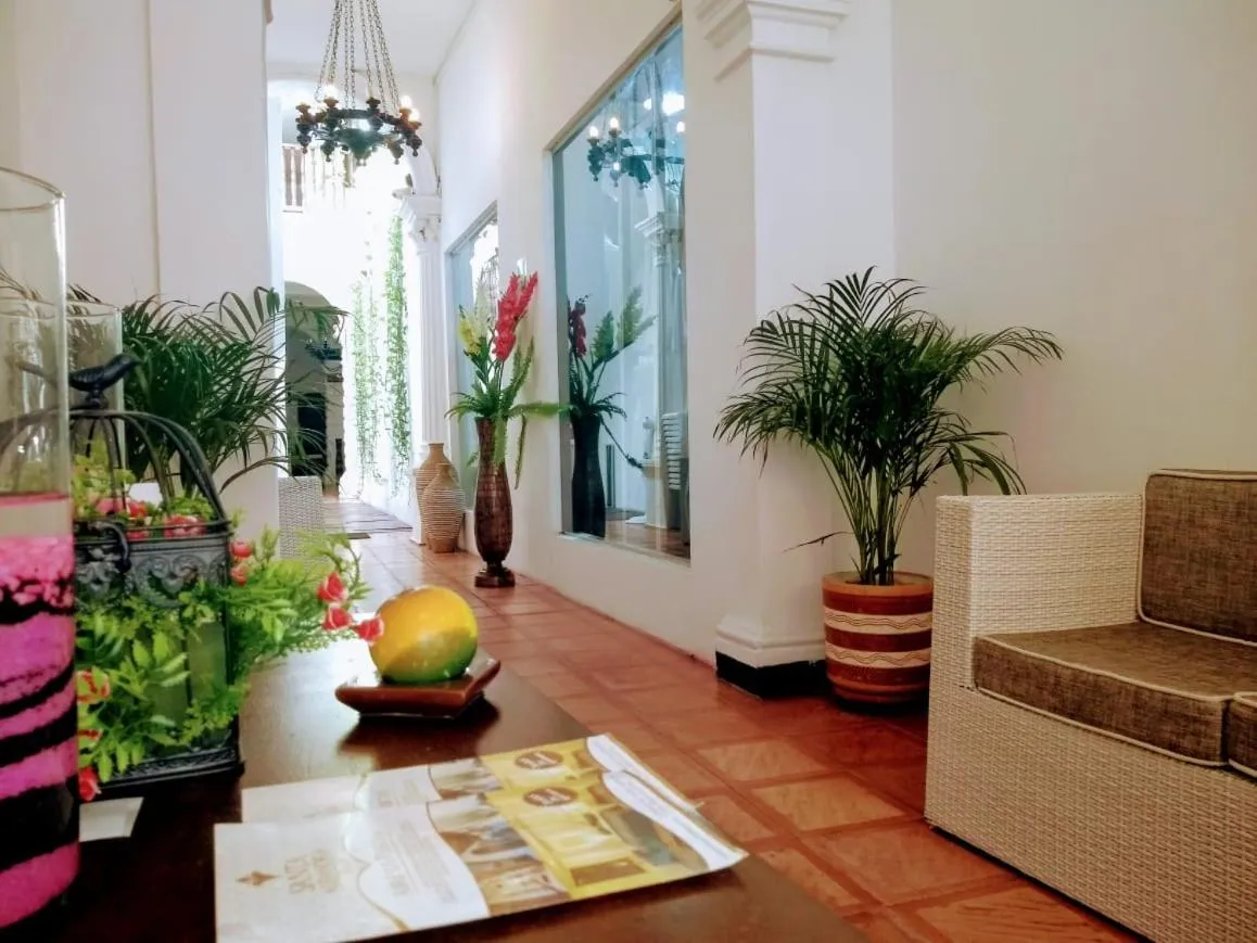 Santa Alejandría Hotel