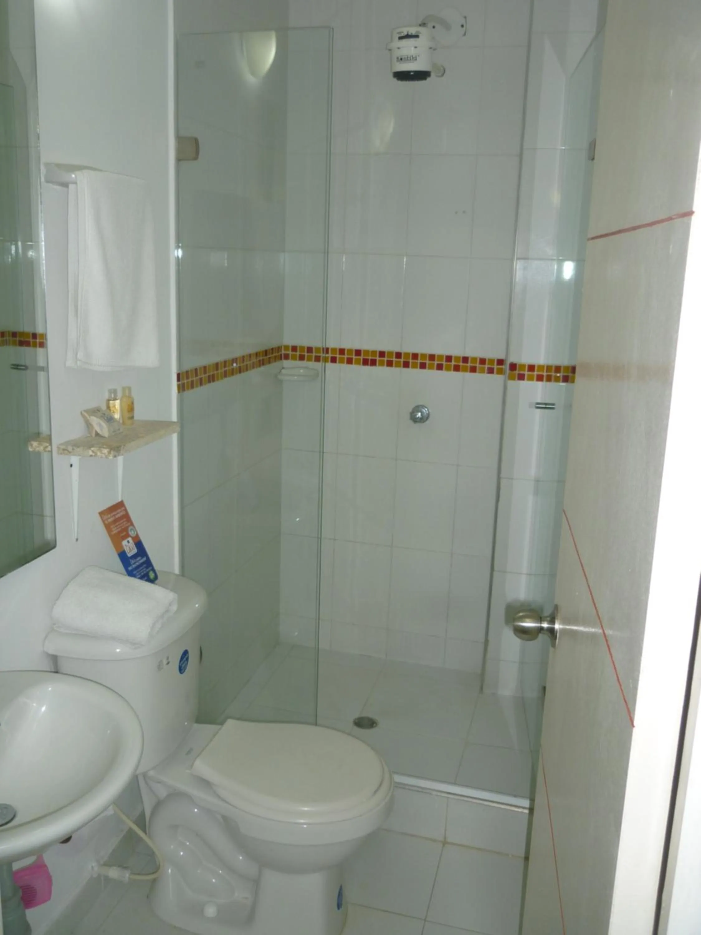 Shower in Zana Hotel Boutique