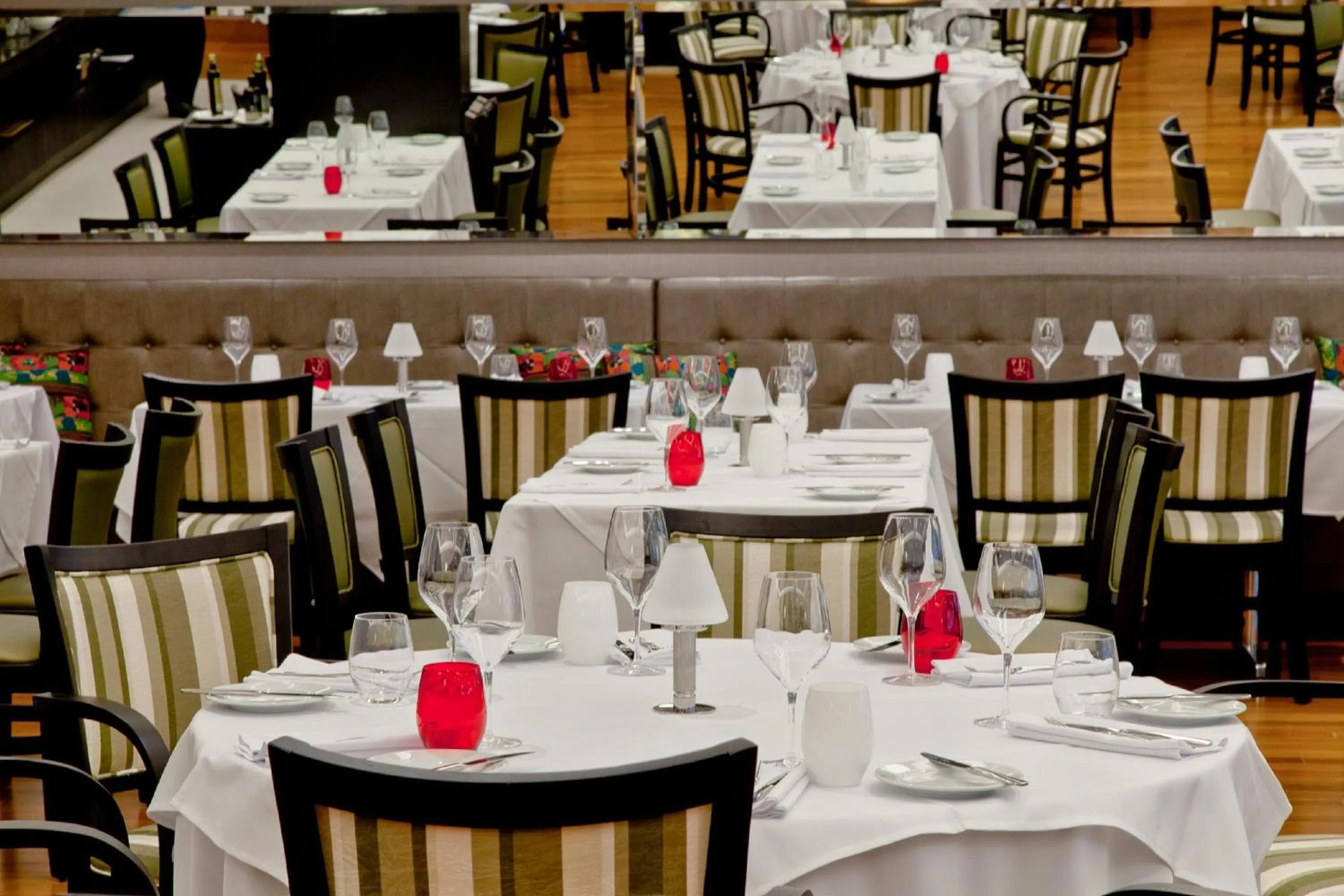 Restaurant/places to eat in Golden Tulip São José dos Campos