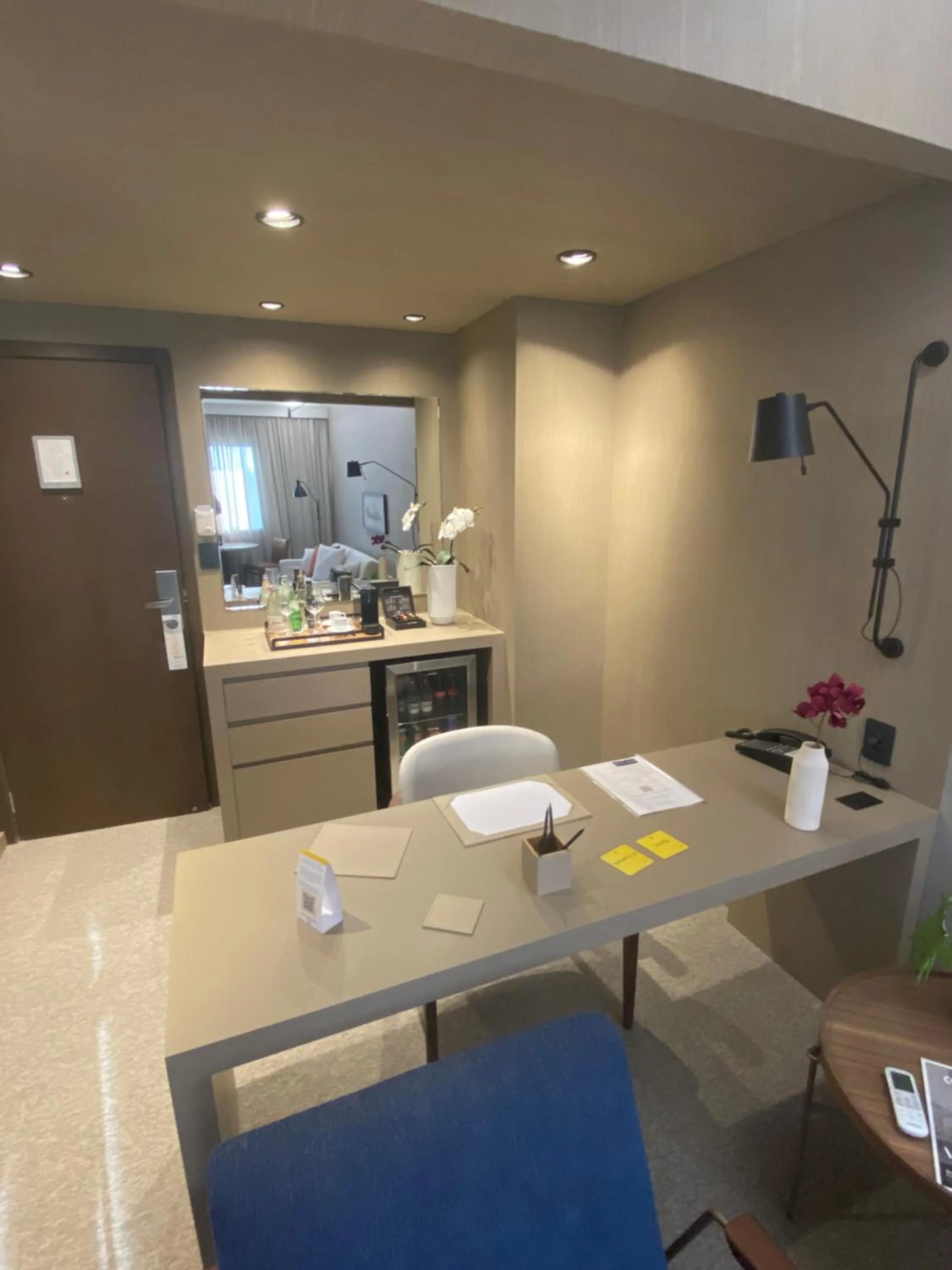 Dining area in Golden Tulip São José dos Campos