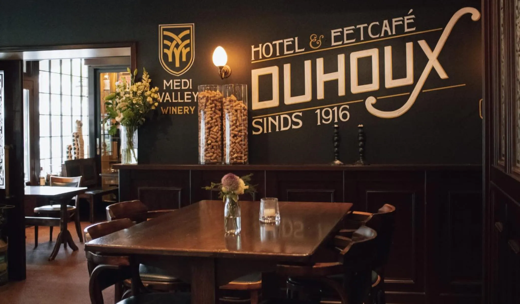 Restaurant/places to eat in Hotel Duhoux