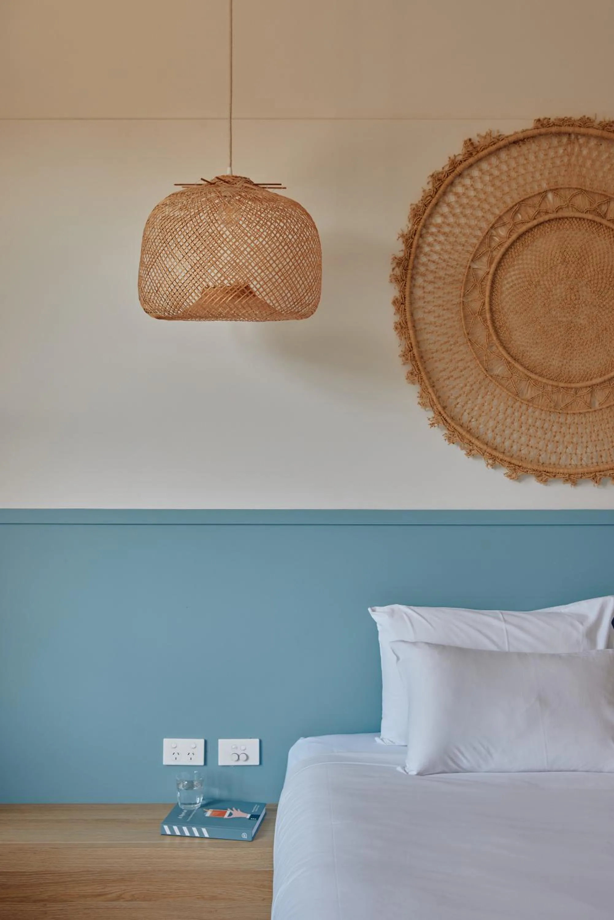 Bedroom, Bed in Lorne Hotel