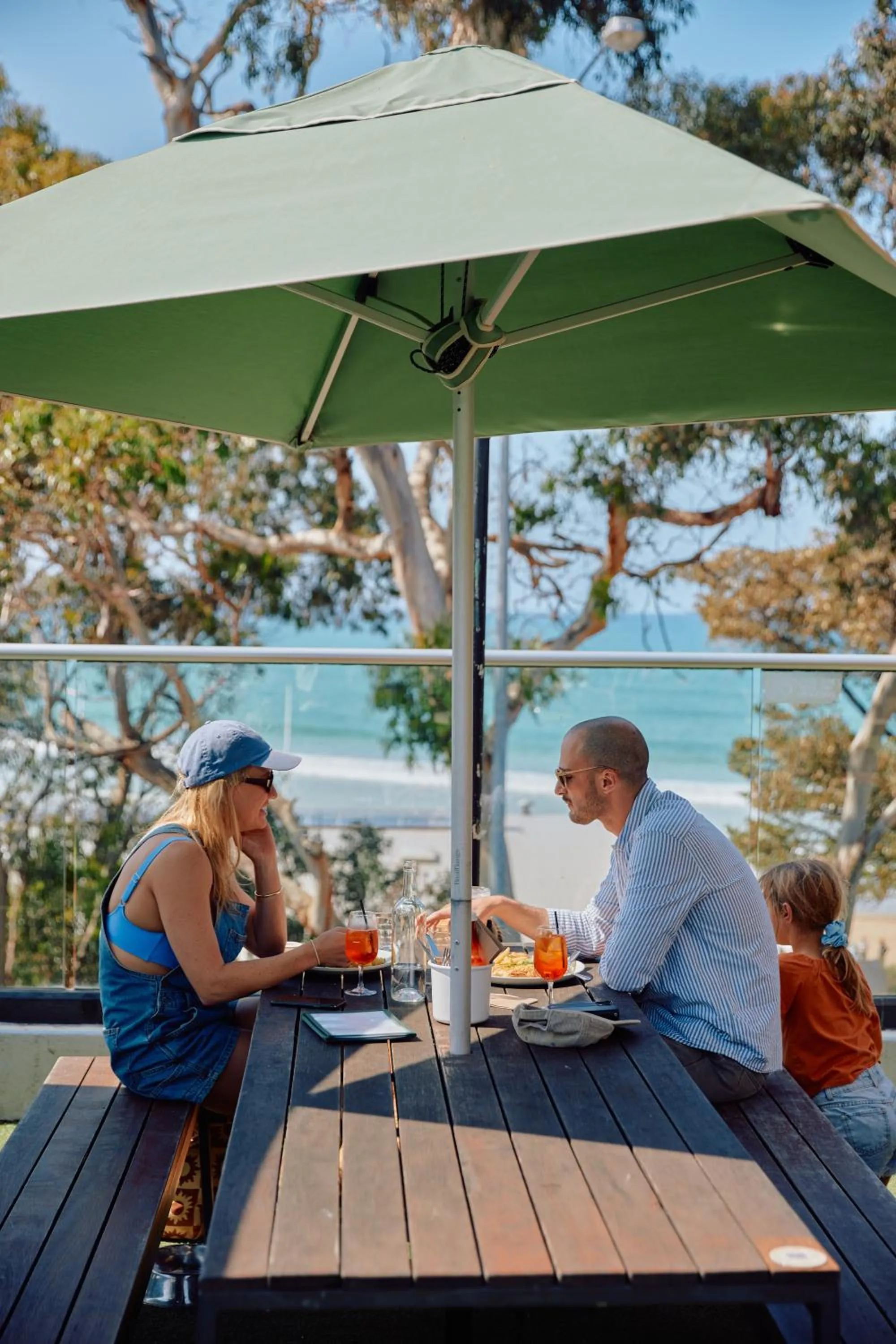 Restaurant/places to eat in Lorne Hotel