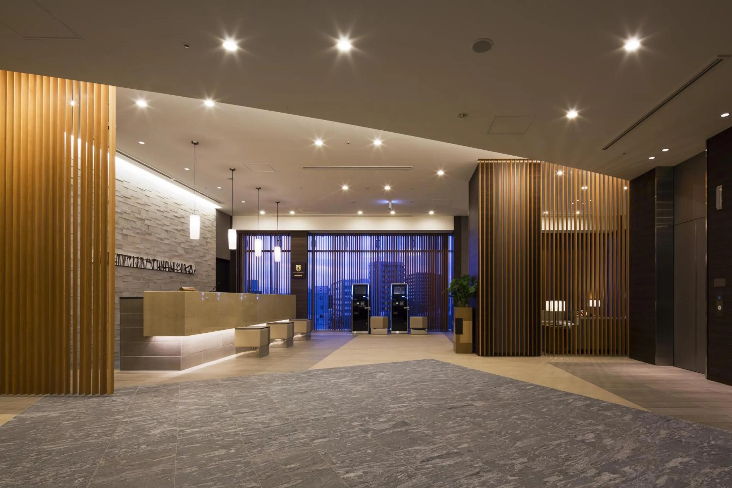 Lobby or reception in Hotel Sunroute Chiba