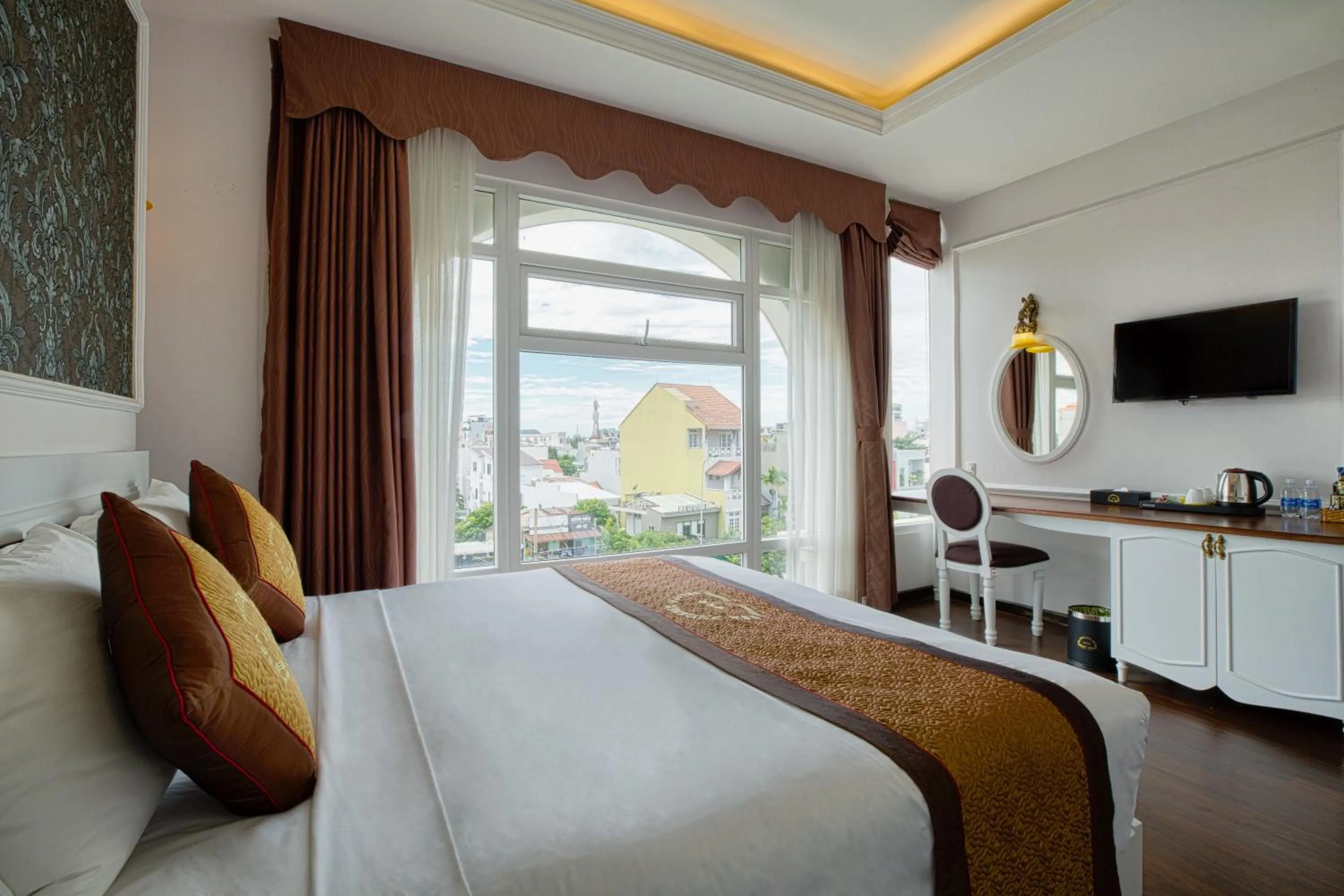 Photo of the whole room, Bed in Sea Phoenix Hotel Da Nang