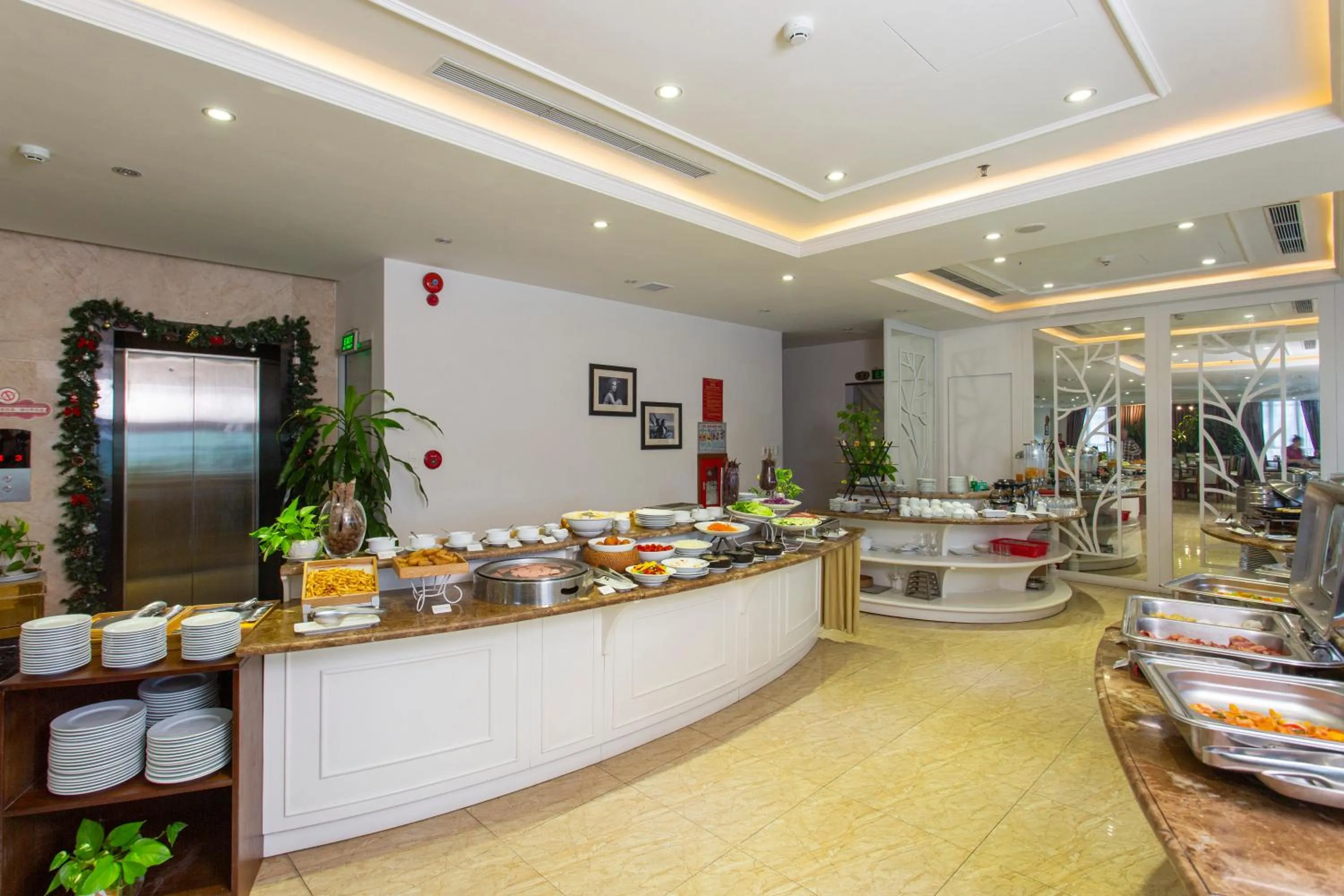 Breakfast in Sea Phoenix Hotel Da Nang