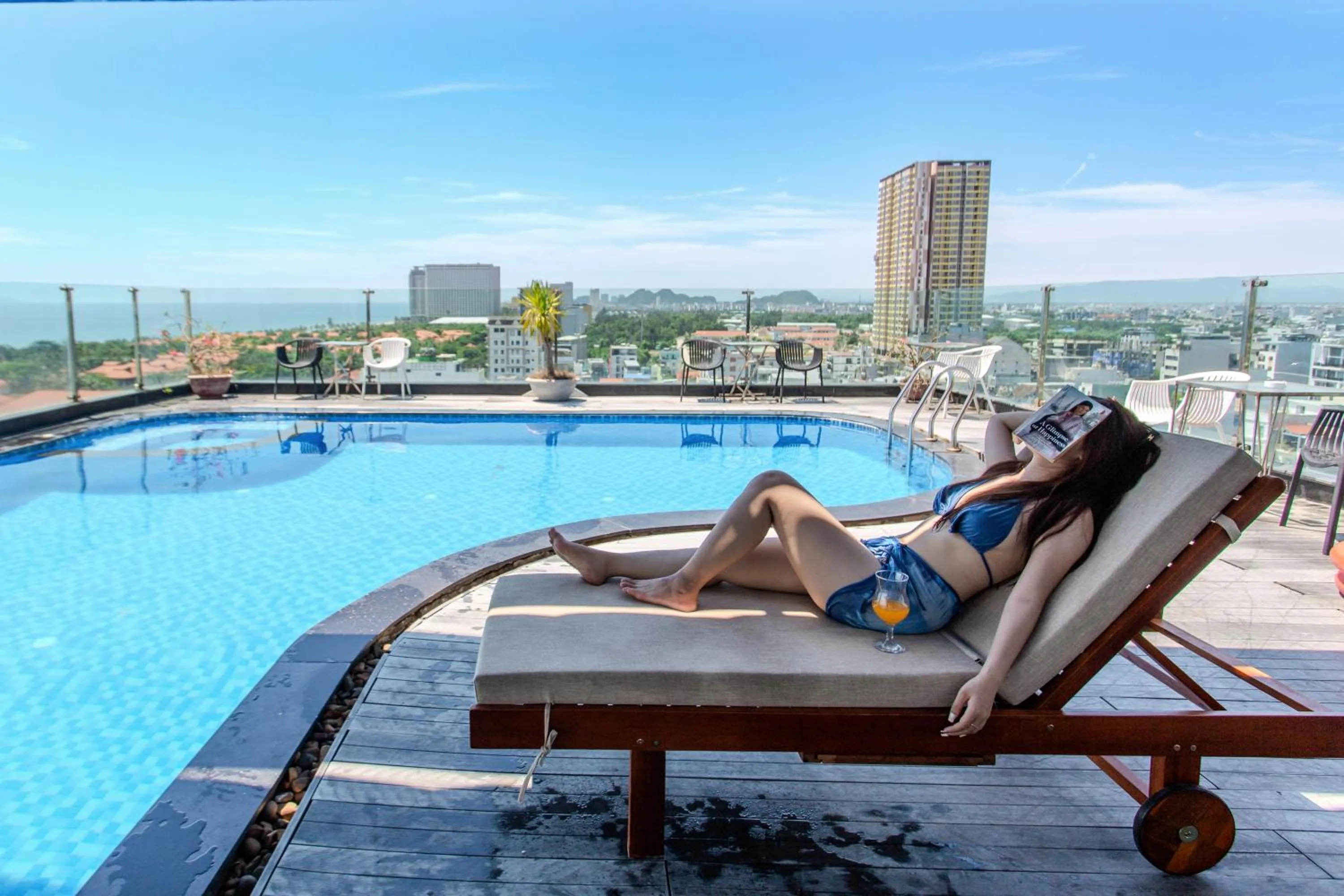 Day in Sea Phoenix Hotel Da Nang