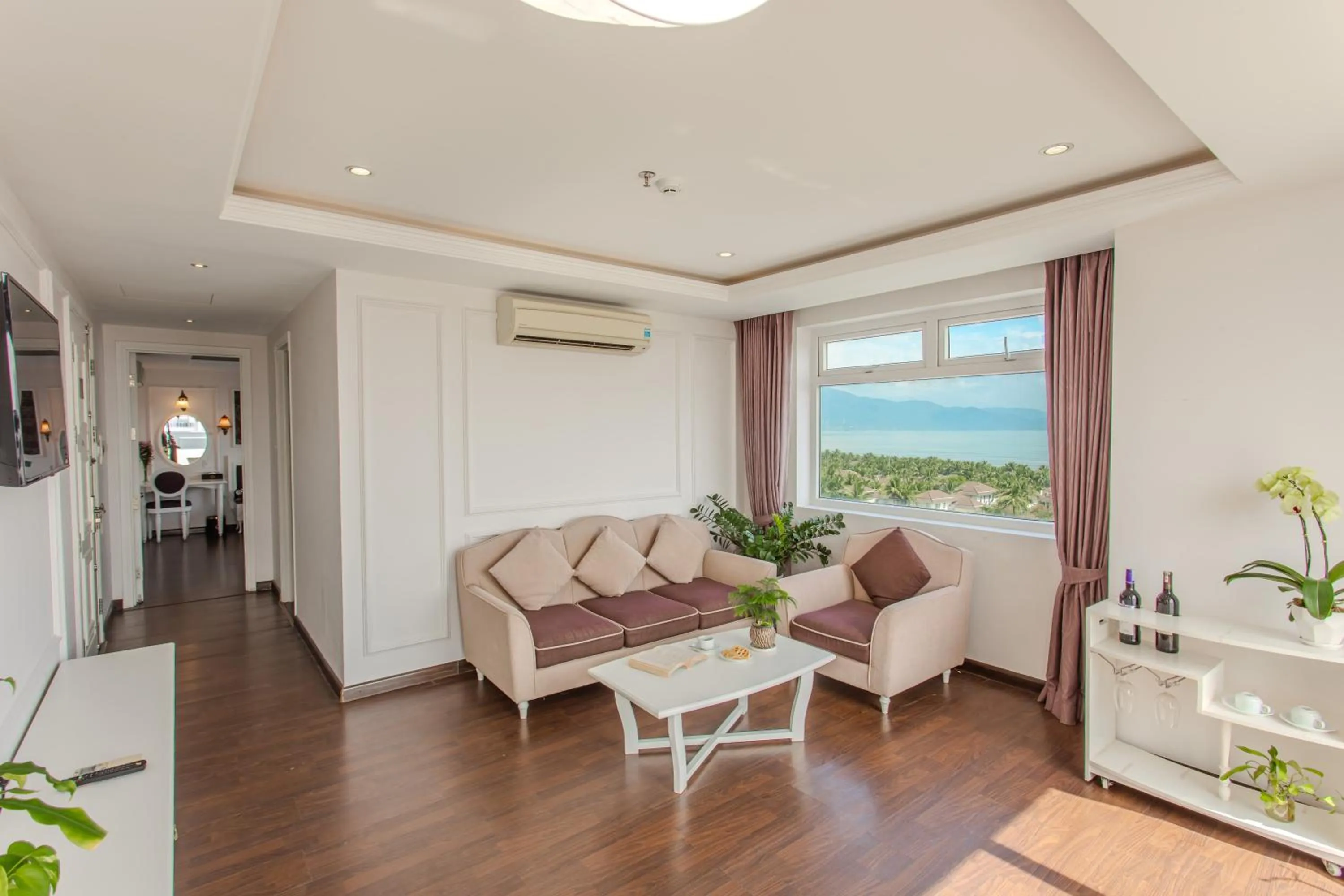 Living room in Sea Phoenix Hotel Da Nang