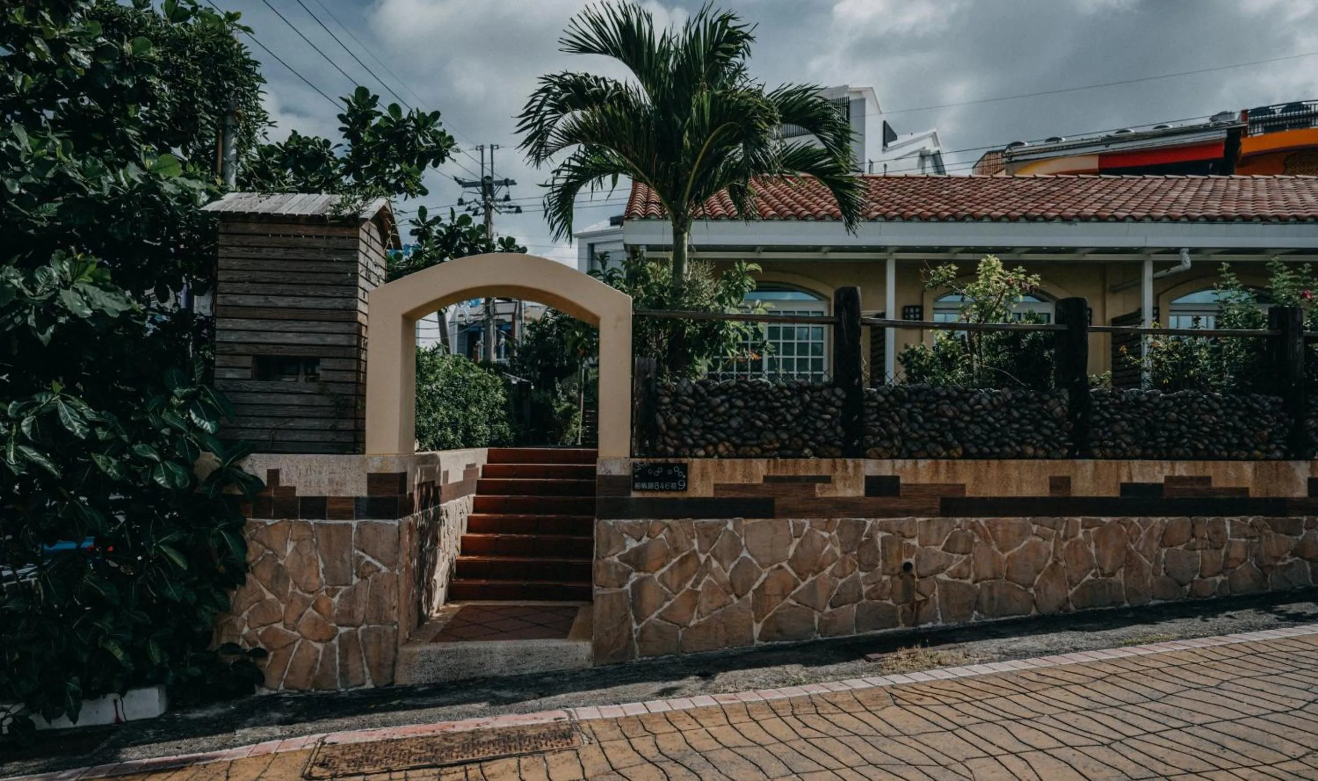 Property building in Sasa Nor Lamour B&B