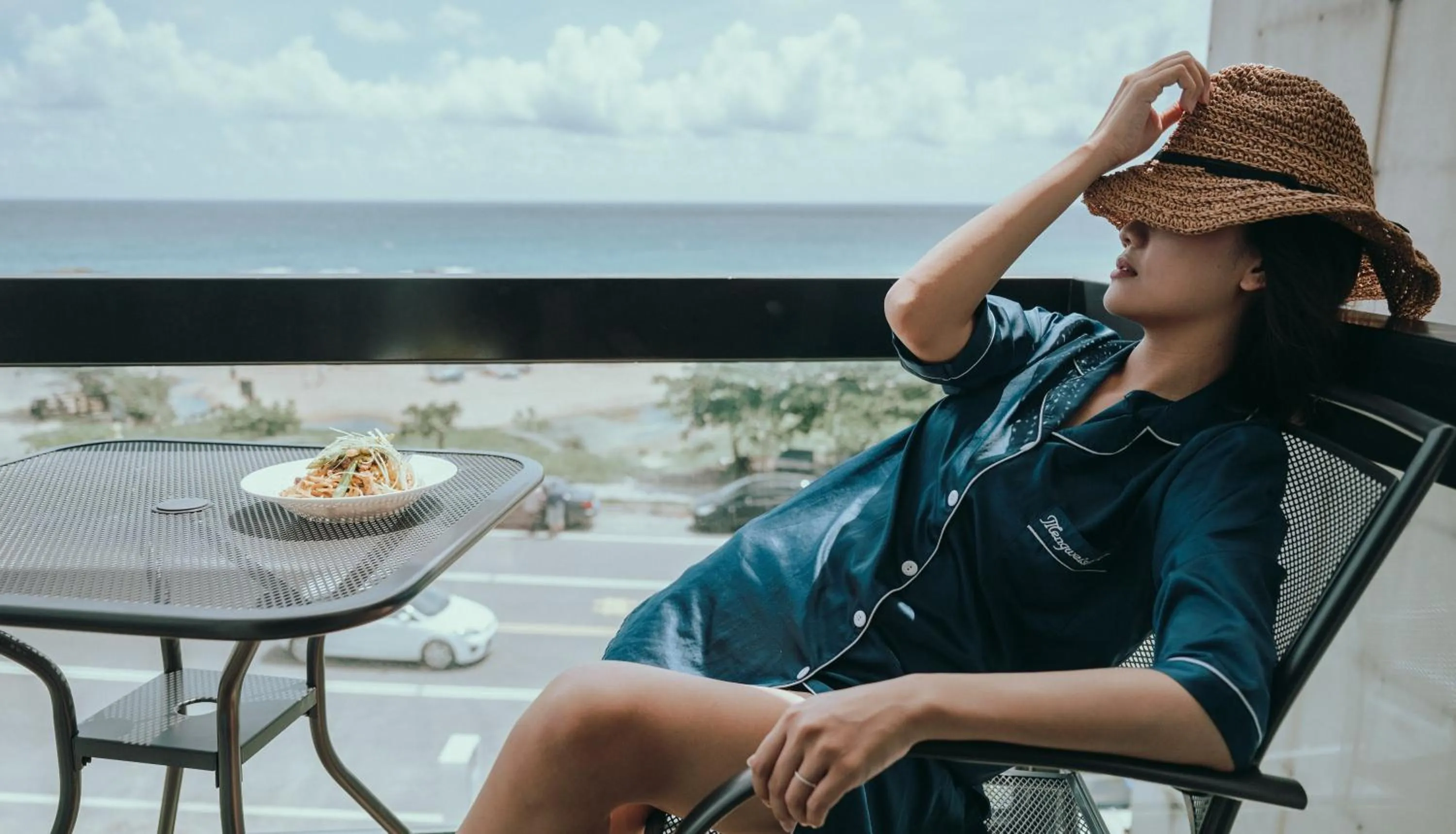 Day in Sasa Nor Lamour B&B