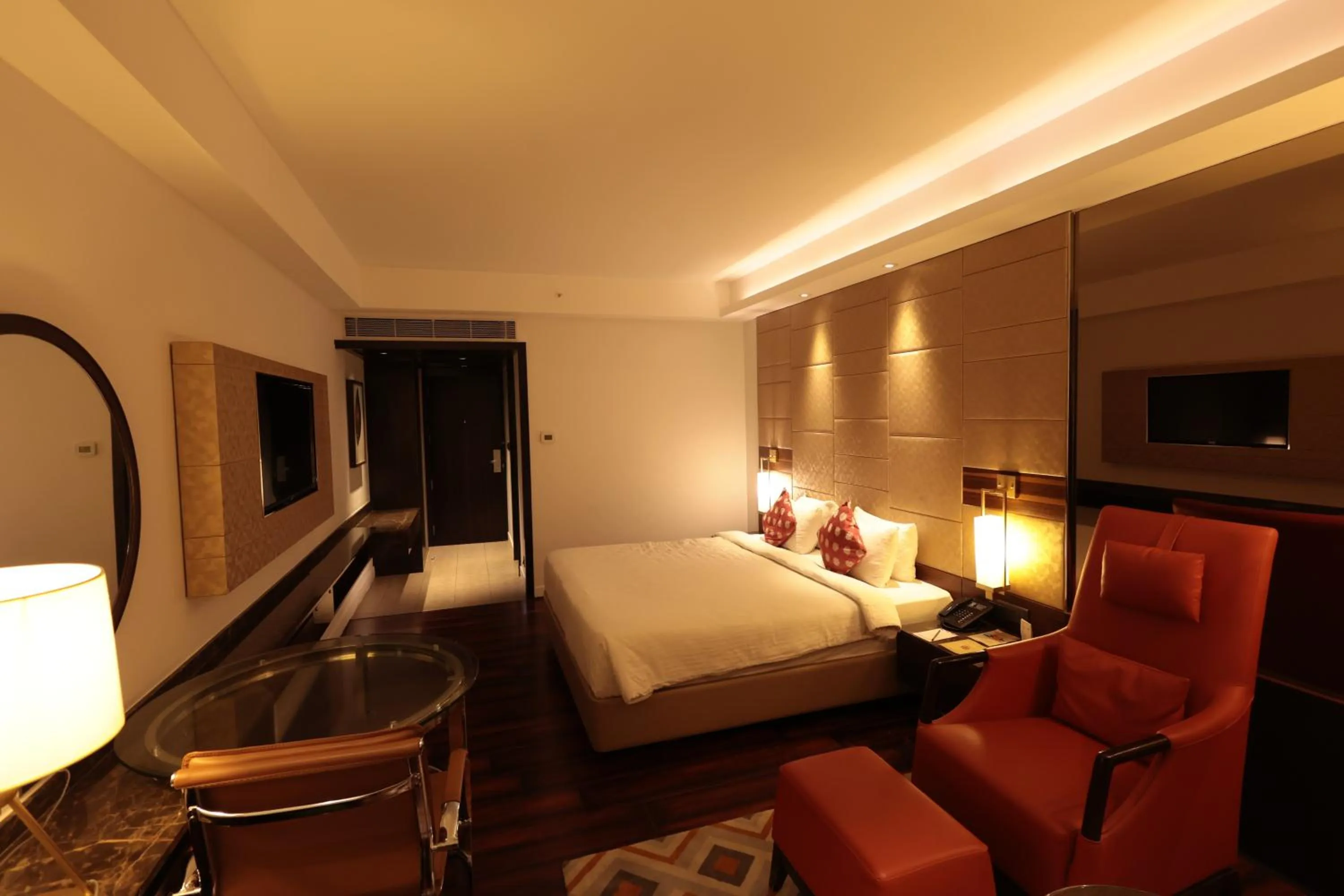 Bed in Cenneys Gateway - Pride of Salem